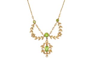 A PERIDOT AND SEED PEARL NECKLACE