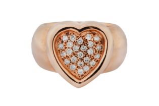 A DIAMOND HEART RING