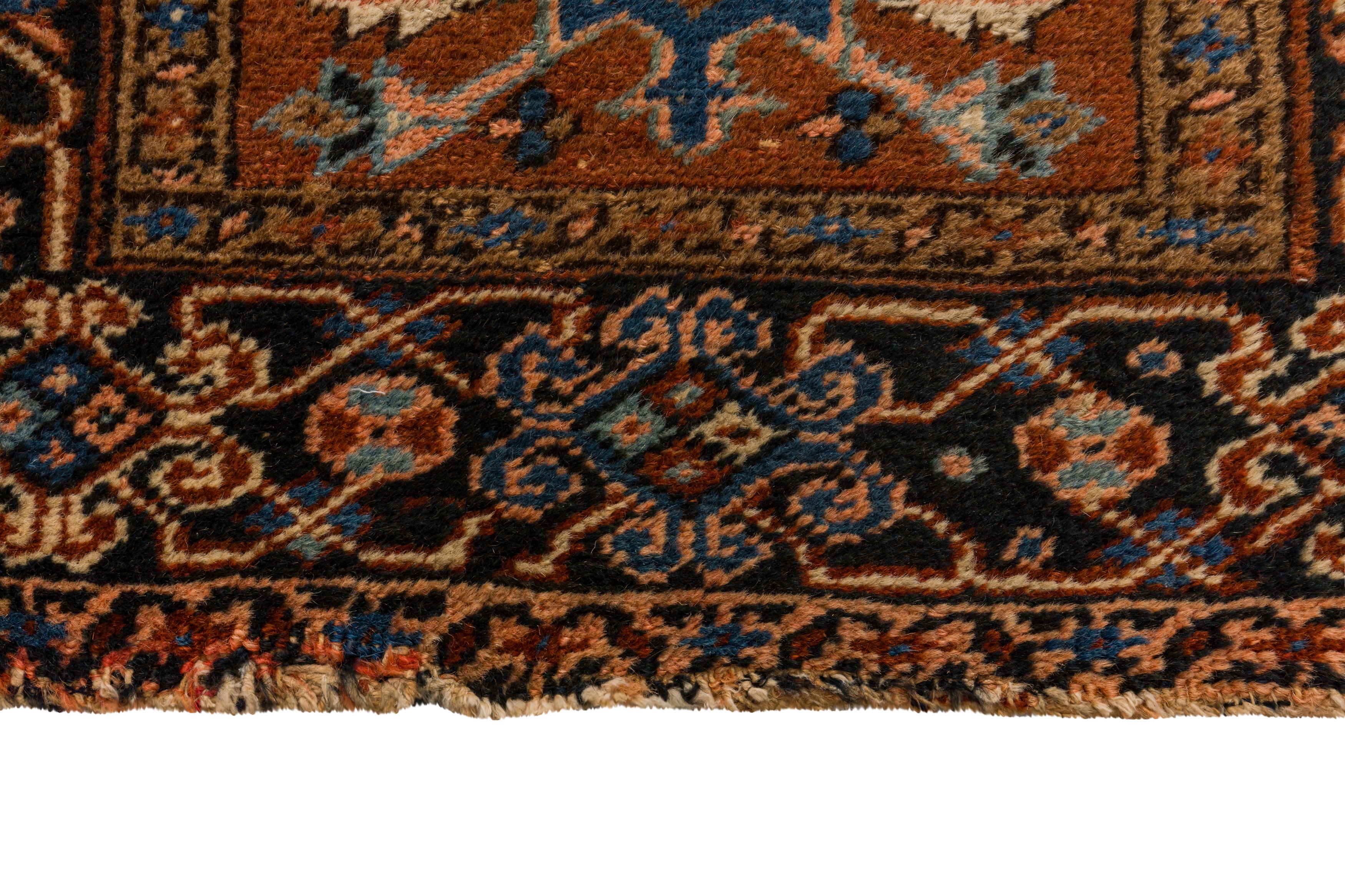 AN ANTIQUE HERIZ RUNNER, NORTH-WEST PERSIA - Image 6 of 8