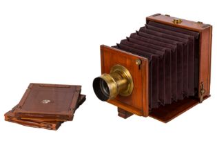 A W.W. Rouch & Co Patent Portable Whole Plate Camera