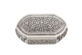 An early 20th century Ceylonese (Sri Lankan) unmarked silver lime box, Colombo circa 1920