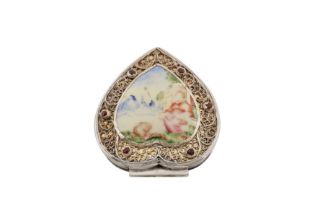 An unusual and rare William and Mary silver, filigree, and enamel snuff box, possibly London circa 1