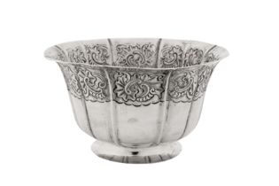 An Elizabeth I mid-18th century Russian 84 zolotnik silver bowl, Moscow 1759 probably by Alexander B