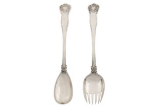 A pair of William IV sterling silver salad servers, London 1836 by Joseph and Albert Savory