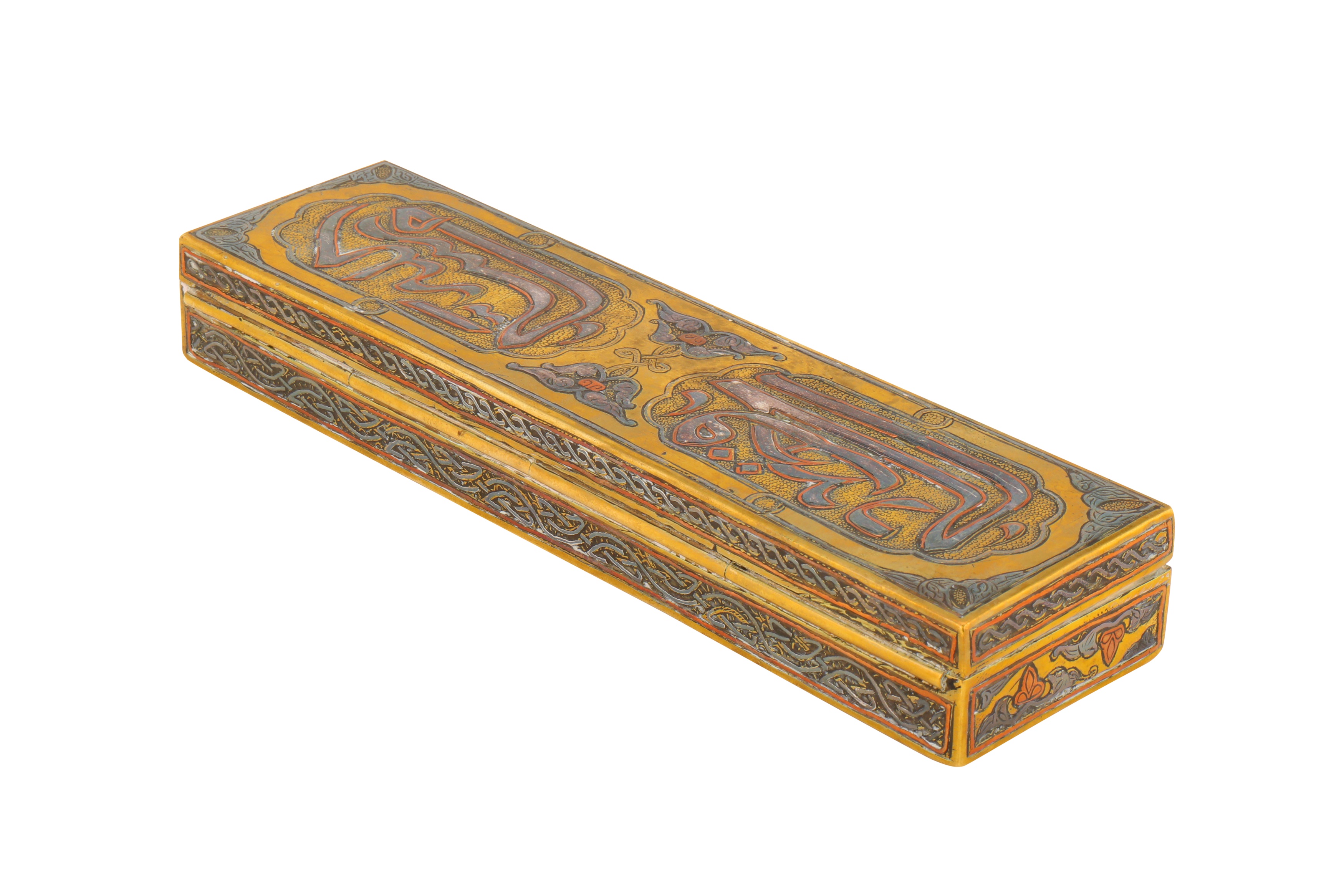 A 19TH CENTURY SYRIAN DAMASCUS SILVER AND COPPER INLAID BRASS PEN BOX - Image 4 of 4