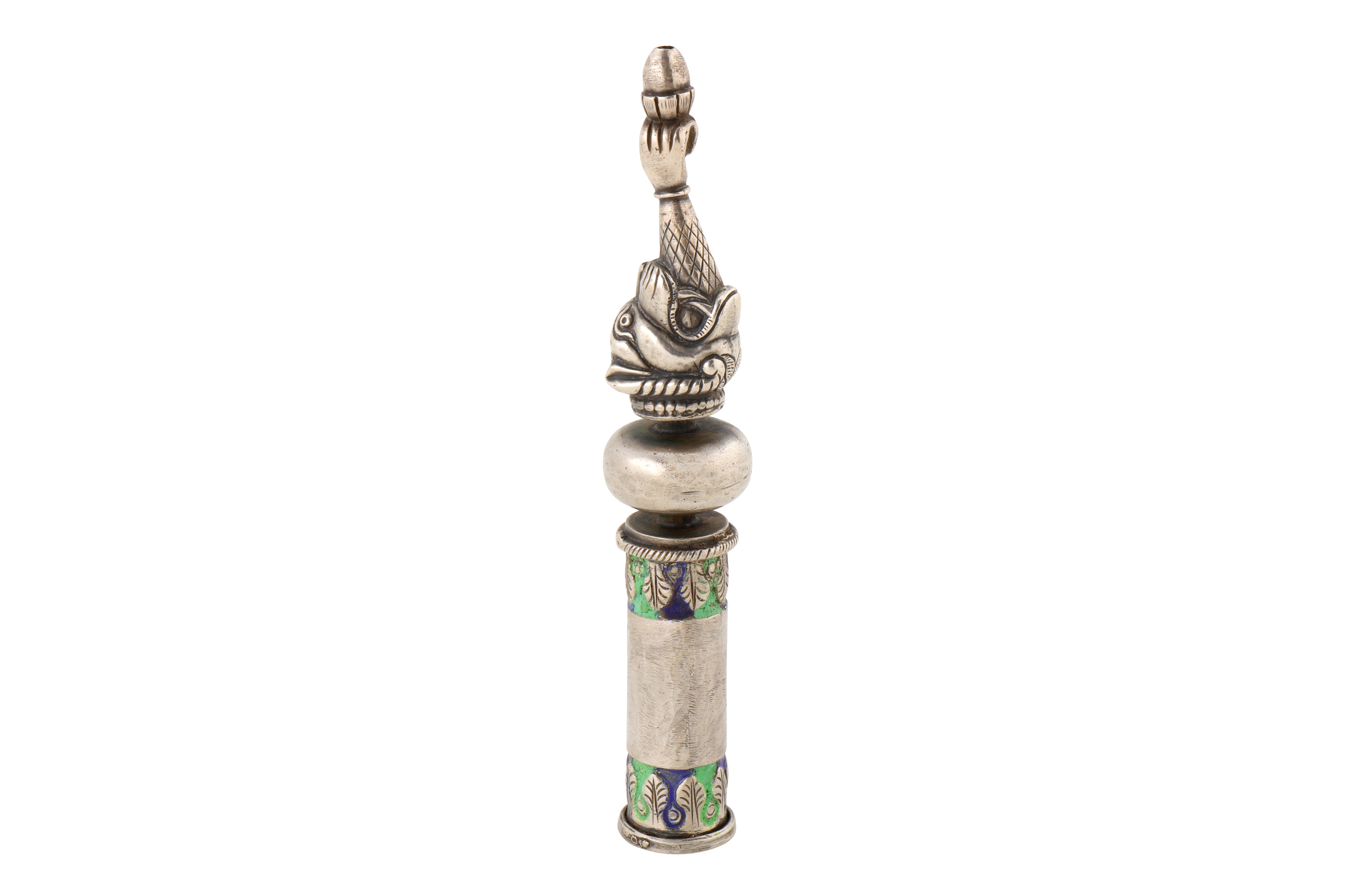 AN INDIAN 20TH CENTURY SILVER AND ENAMEL HUQQA MOUTHPIECE - Image 2 of 4