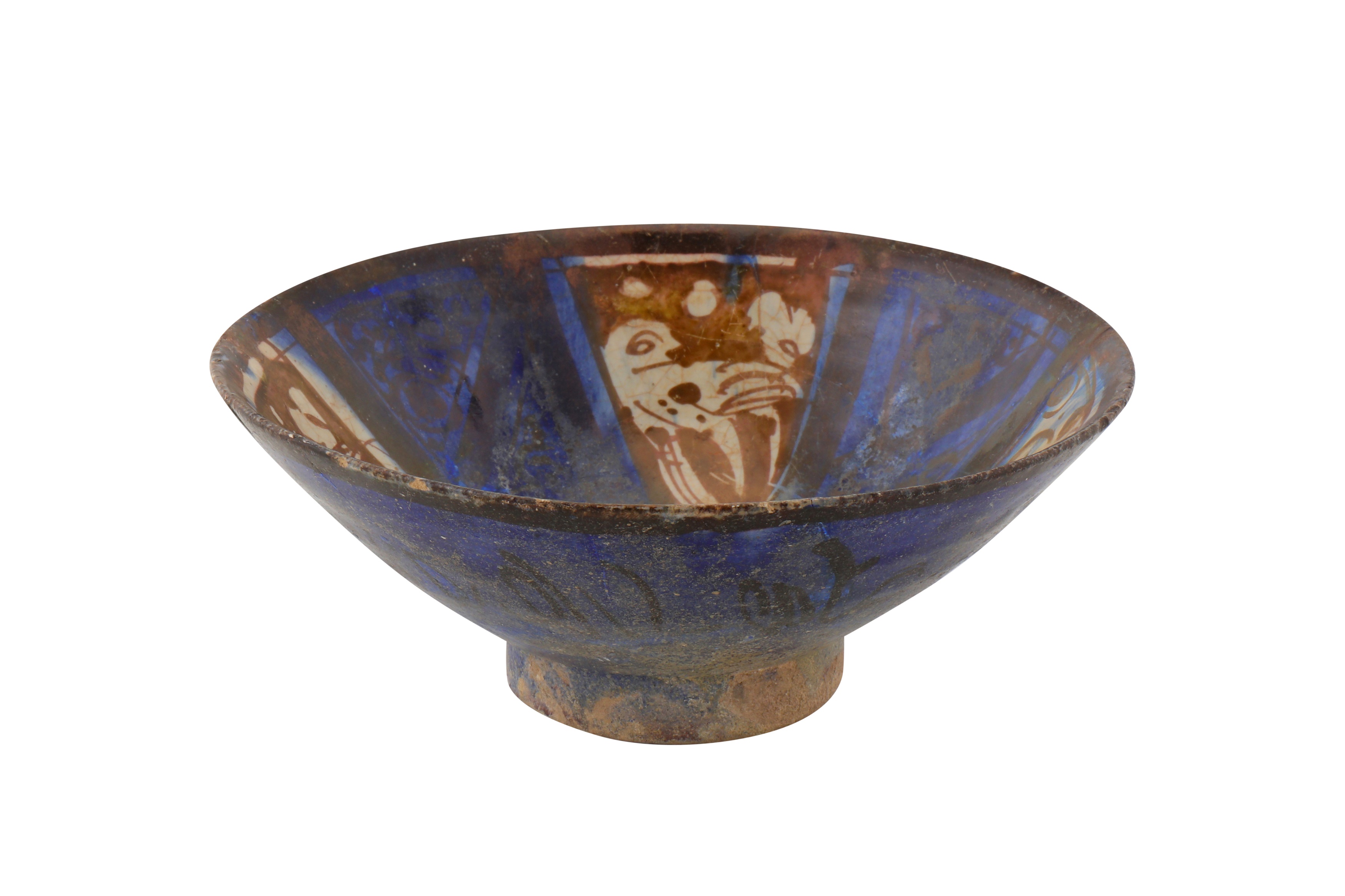 A FINE 13TH CENTURY PERSIAN KASHAN COPPER LUSTRE AND COBALT BLUE GLAZED POTTERY BOWL