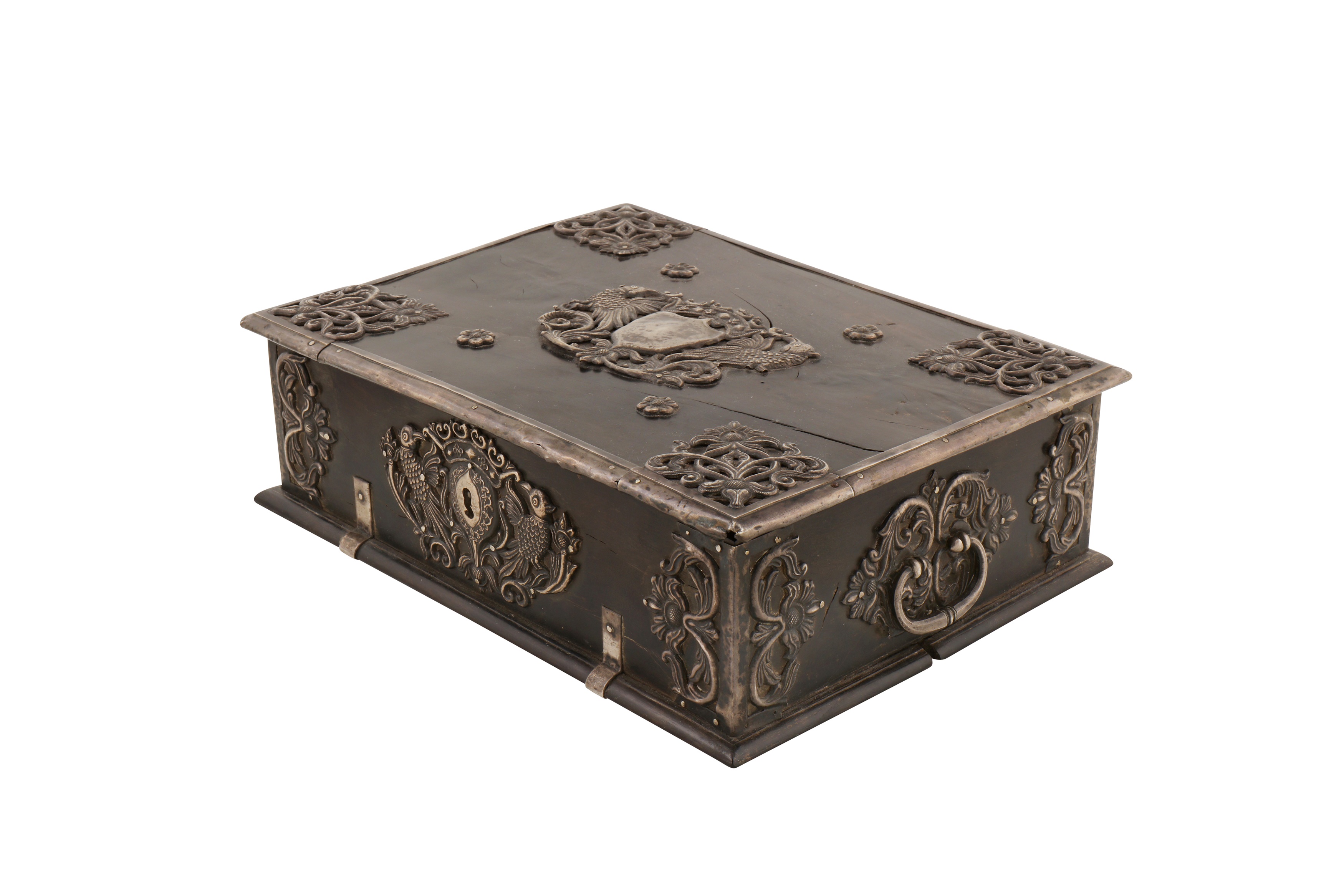 AN 18TH CENTURY DUTCH COLONIAL SINHALESE SILVER MOUNTED EBONY BOX OR CASKET - Image 3 of 6