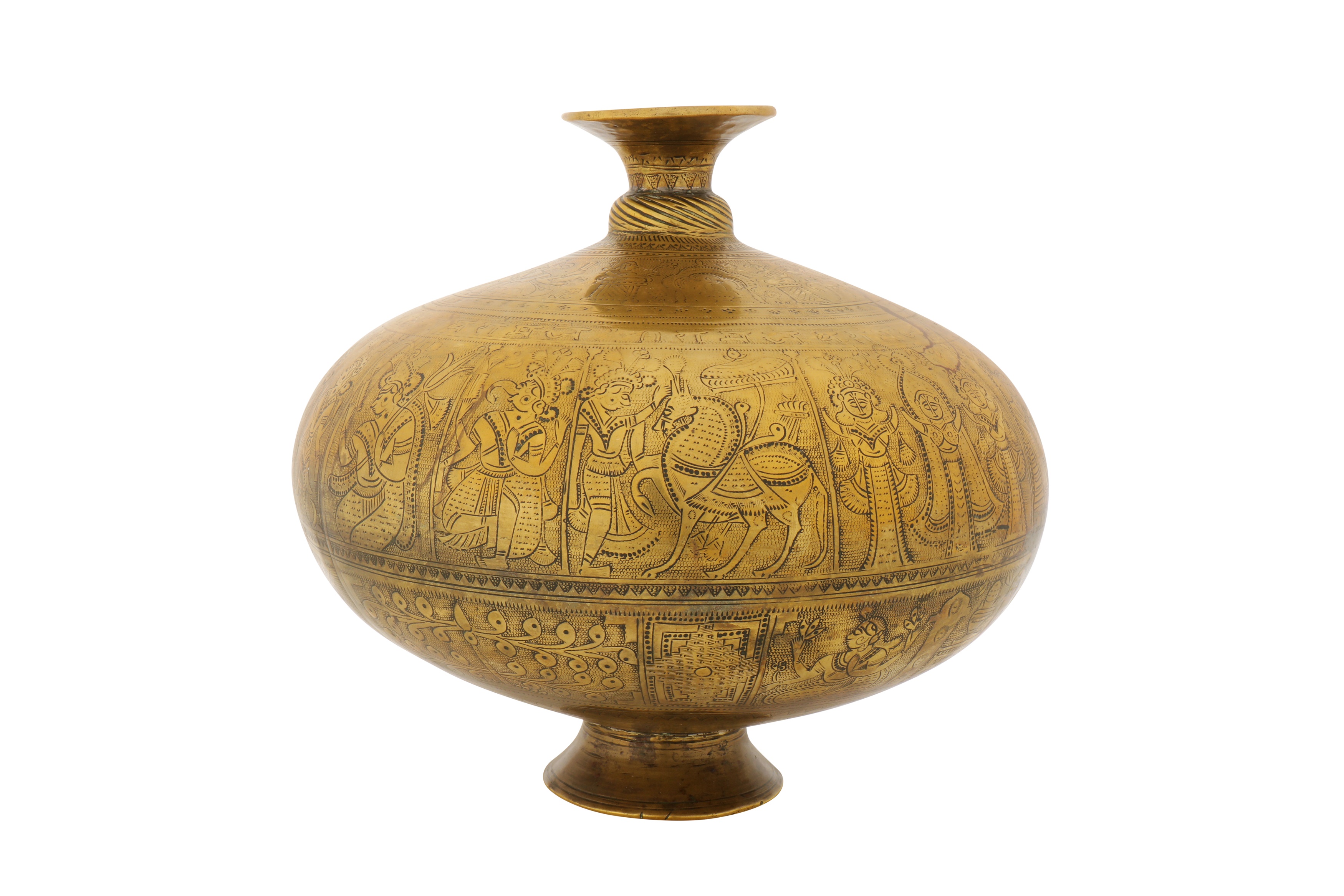 A LARGE AND FINELY ENGRAVED BRASS CHAMBU LOTA