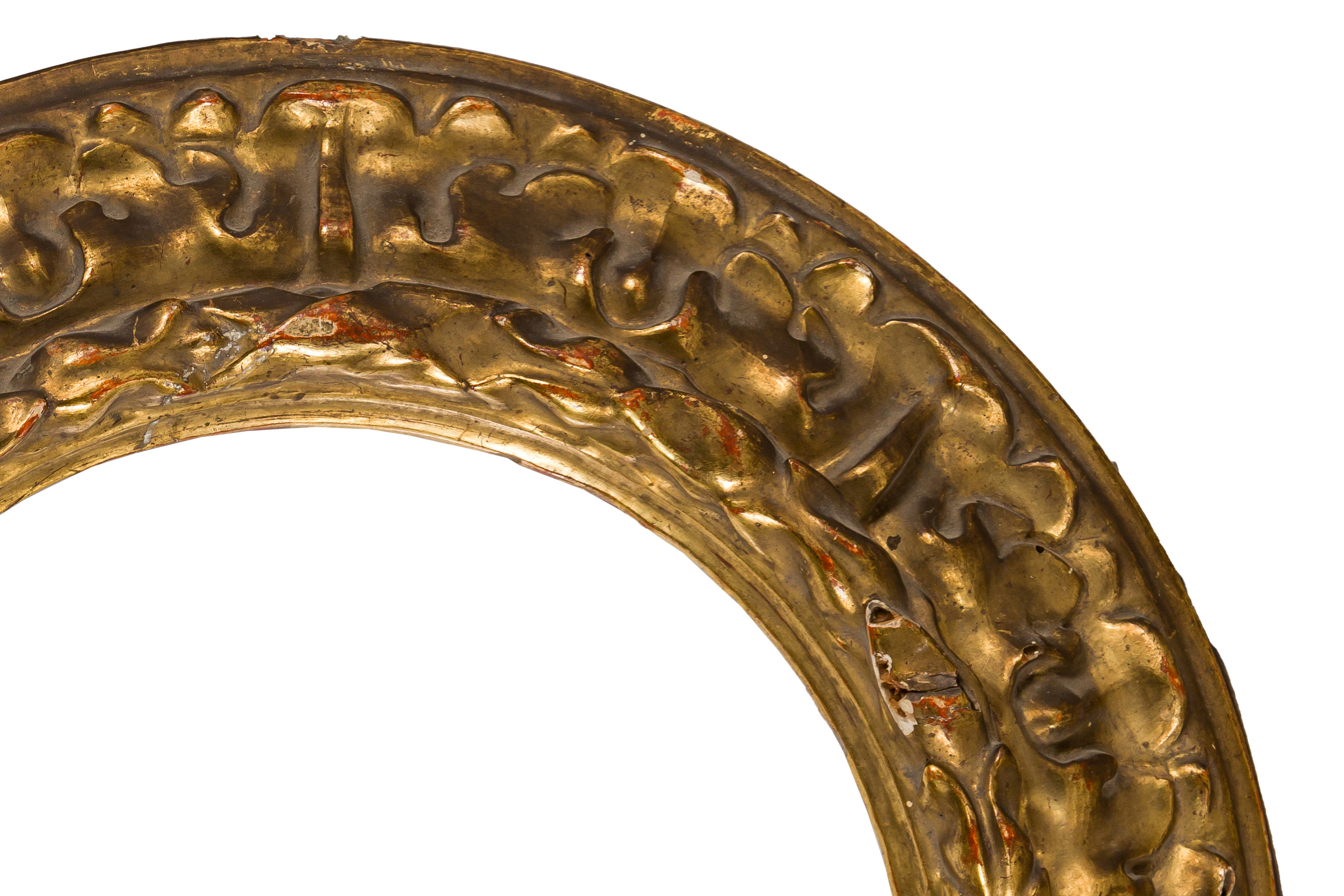 A VENETIAN 18/19TH CENTURY TONDO CARVED AND GILDED RECEDING PROFILE FRAME - Image 2 of 4