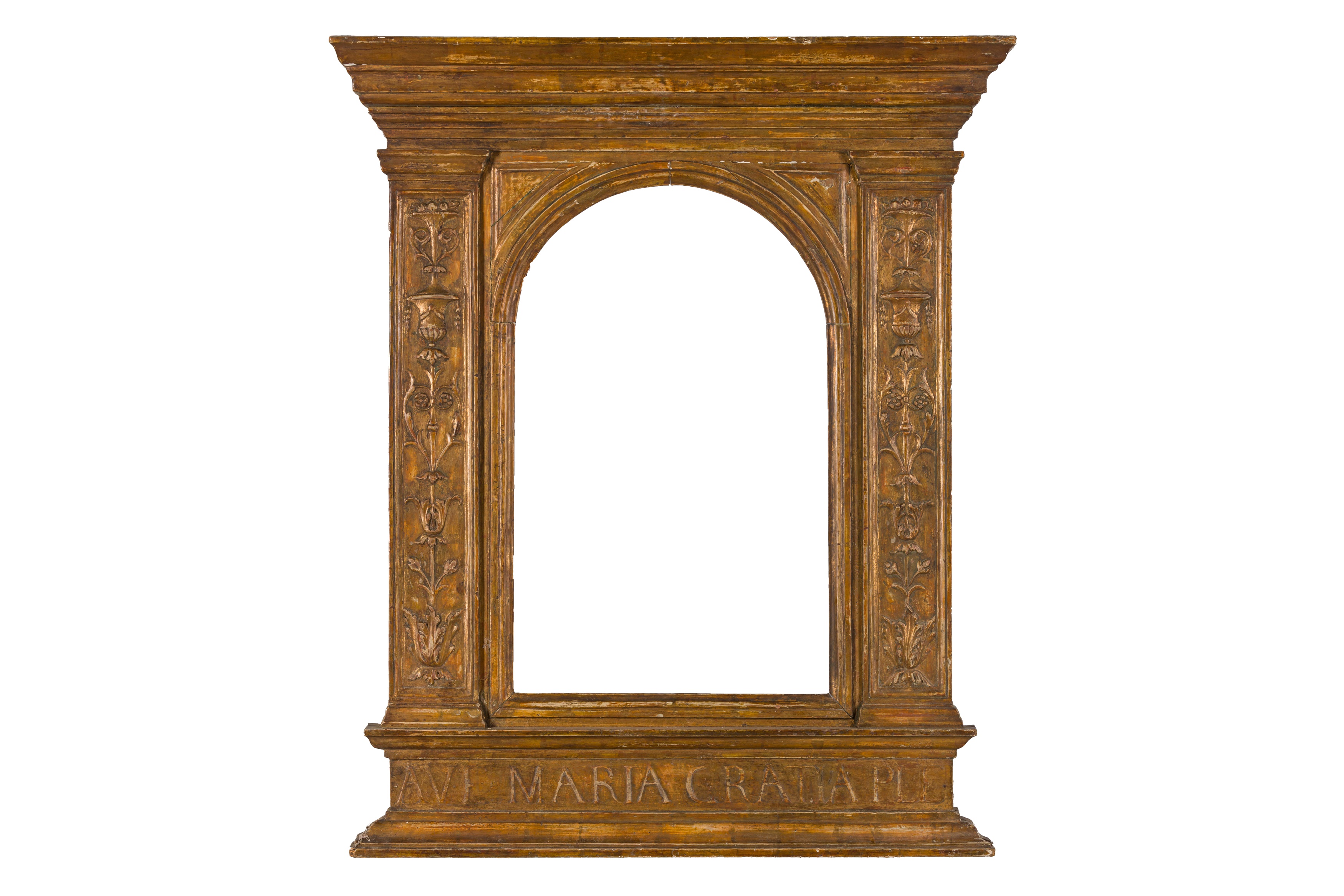 AN ITALIAN VENETIAN 16TH CENTURY STYLE GILDED TABERNACLE FRAME