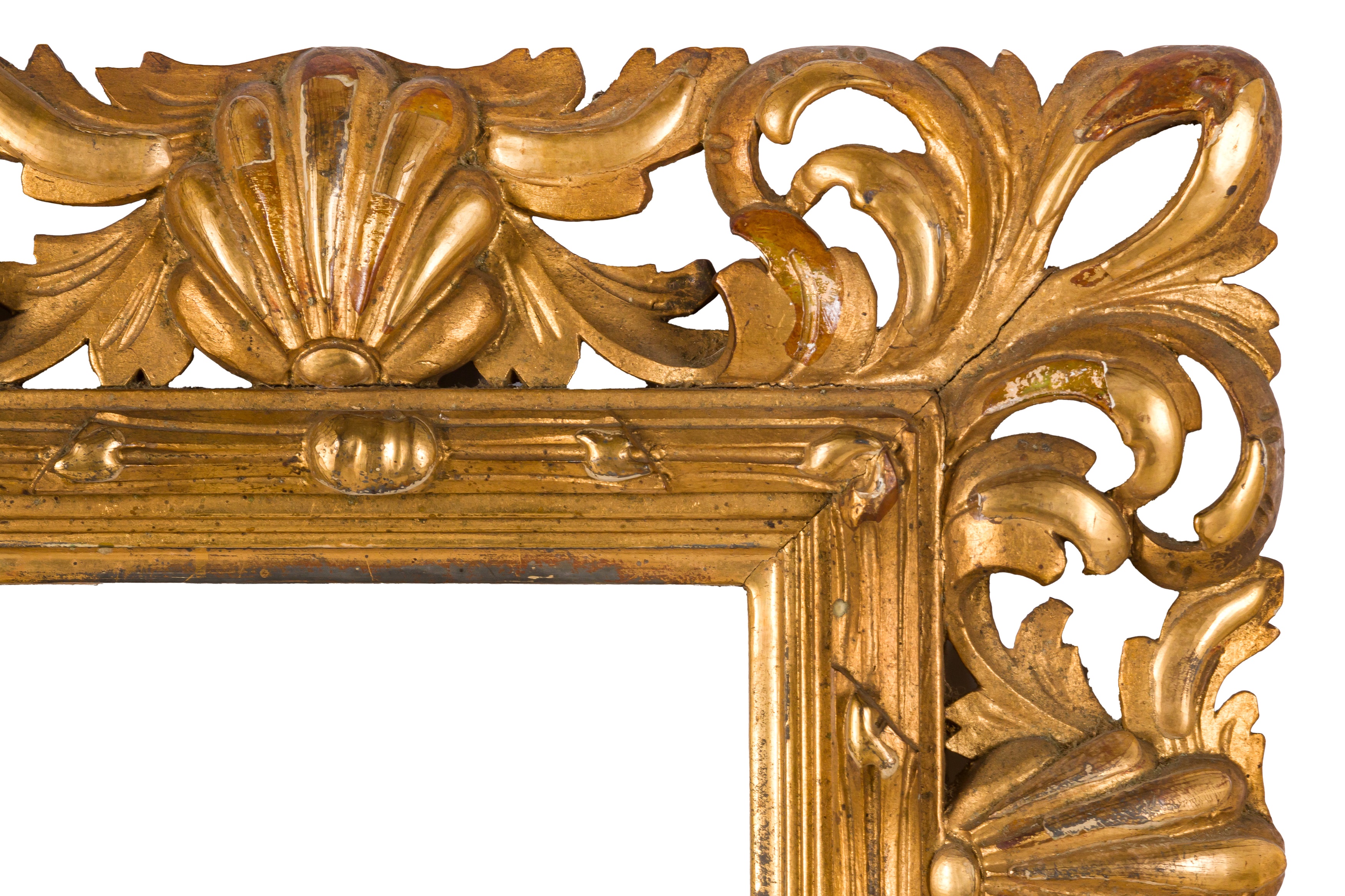 A FLORENTINE 19TH CENTURY CARVED, PIERCED, SWEPT AND GILDED FRAME - Image 2 of 4