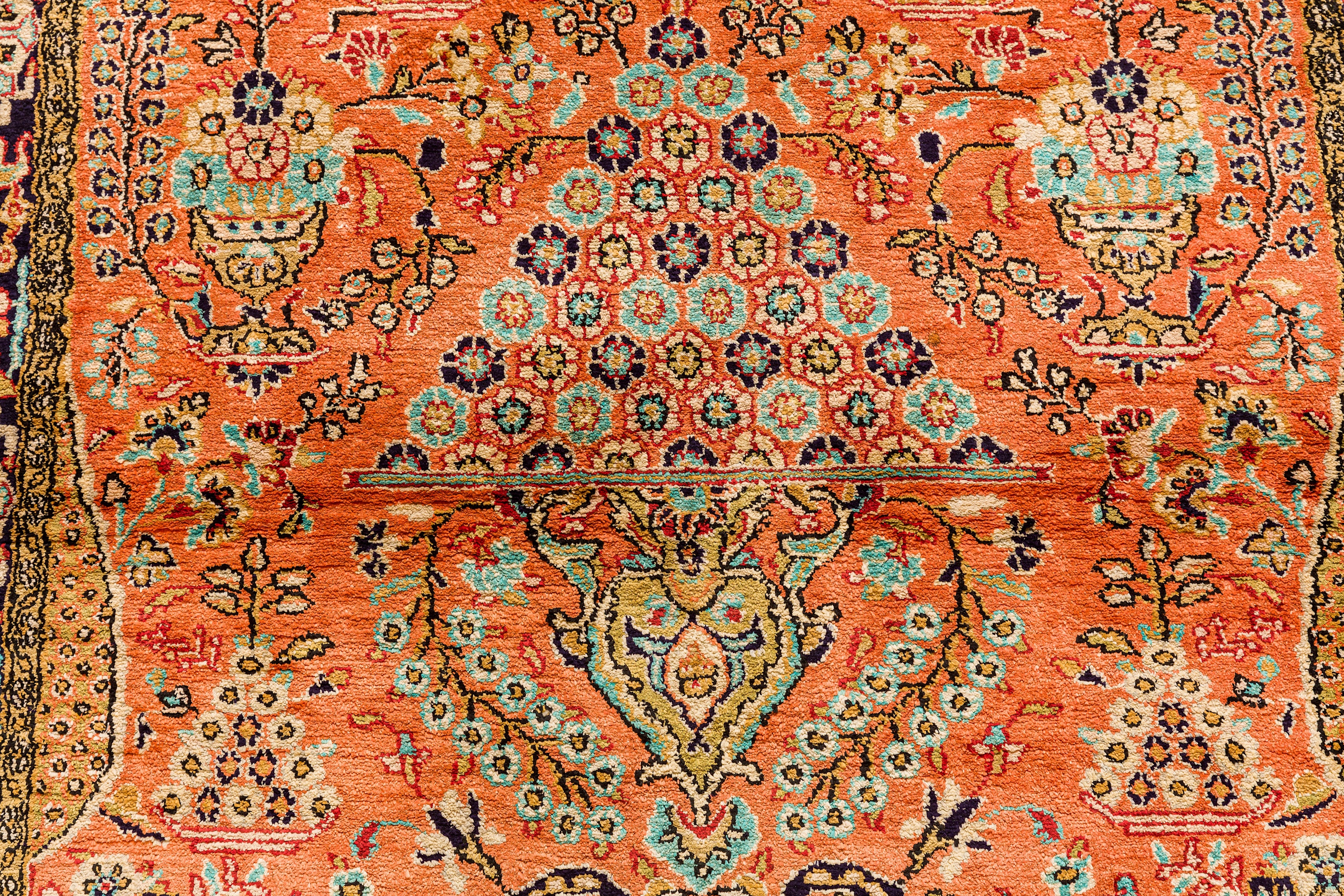 A FINE SILK QUM PRAYER RUG, CENTRAL PERSIA - Image 4 of 8