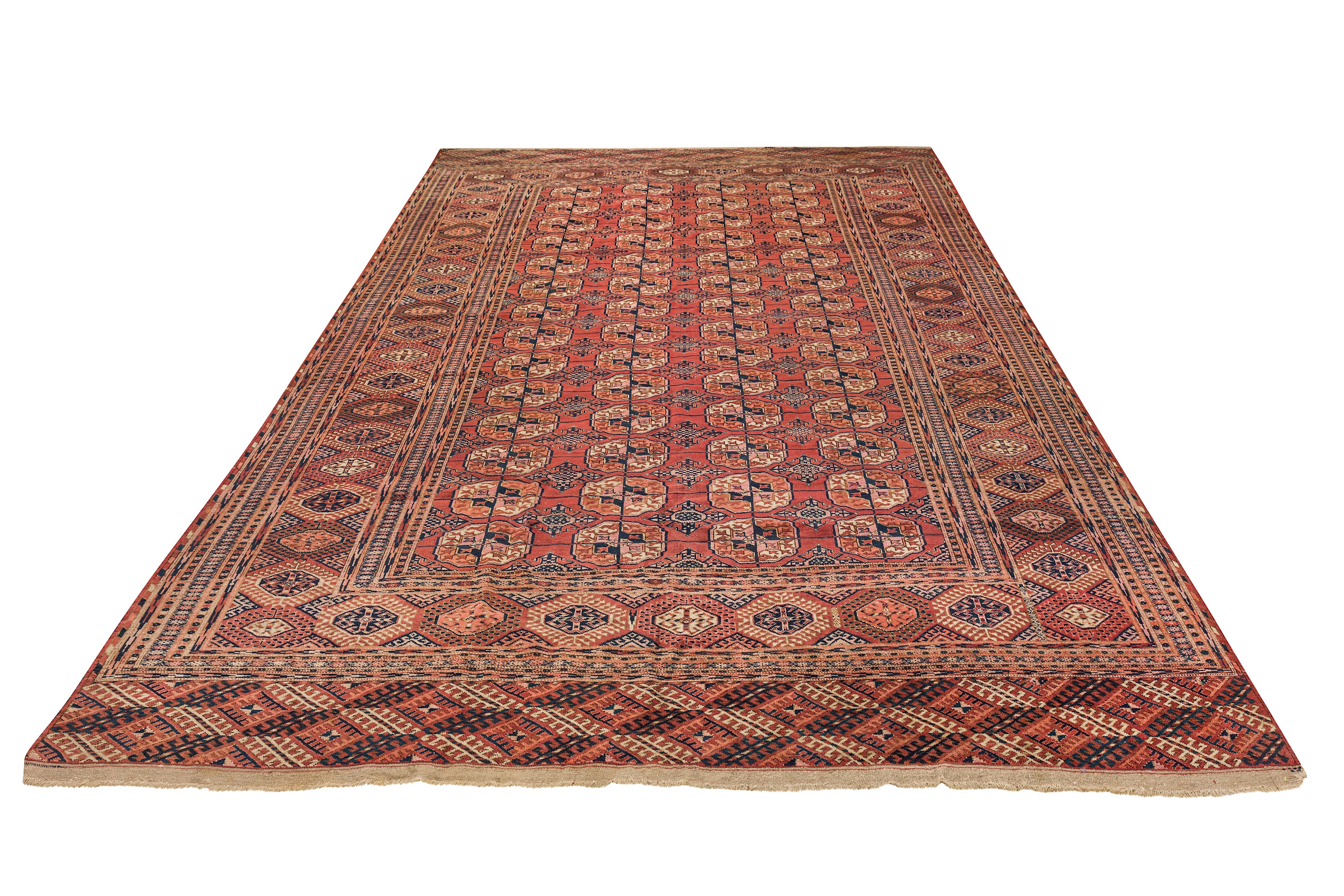 AN ANTIQUE BOKHARA CARPET, TURKMENISTAN - Image 2 of 8