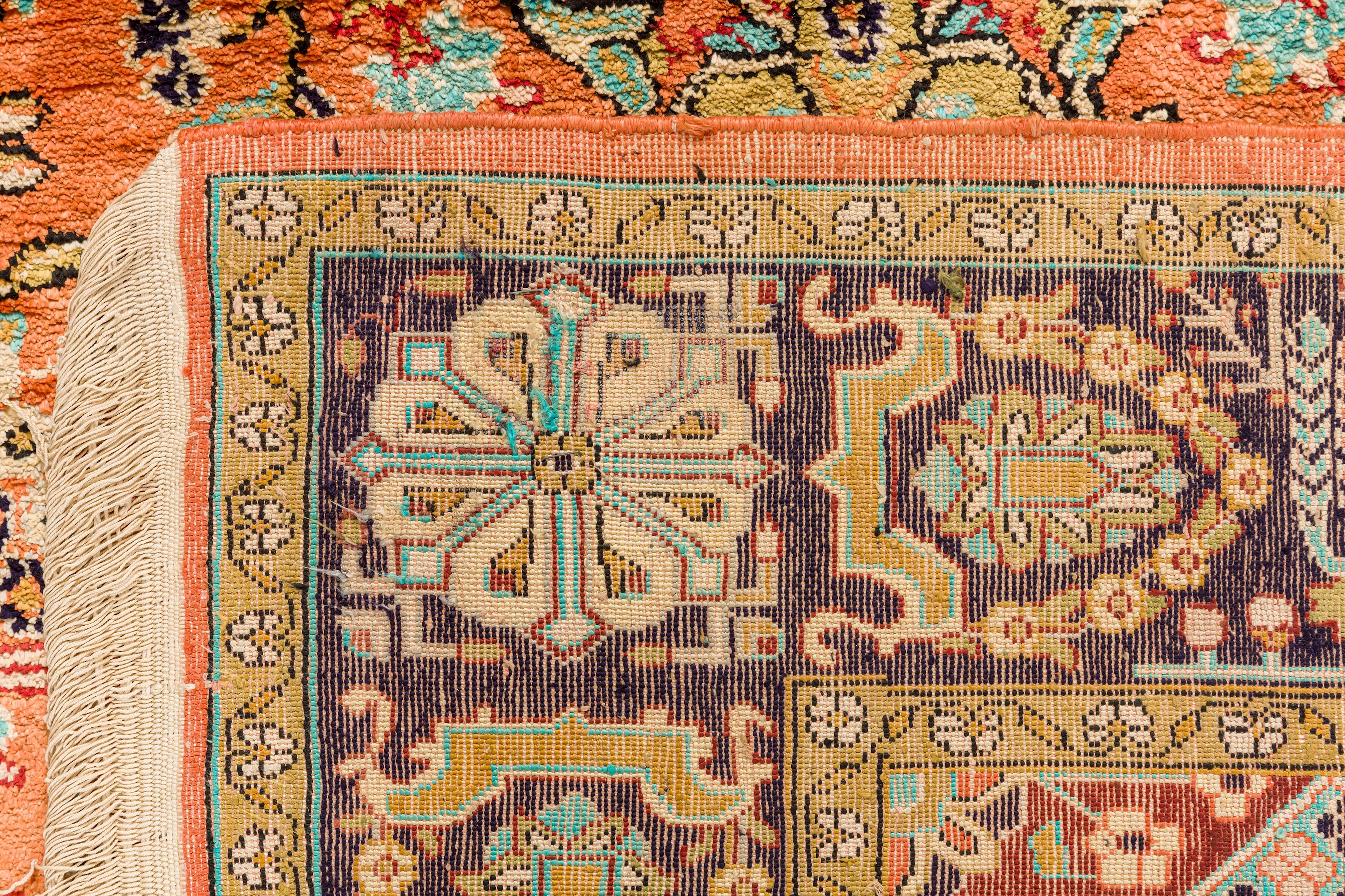 A FINE SILK QUM PRAYER RUG, CENTRAL PERSIA - Image 8 of 8