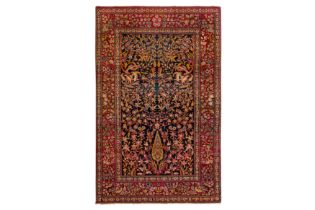 A VERY FINE ANTIQUE ISFAHAN RUG, CENTRAL PERSIA