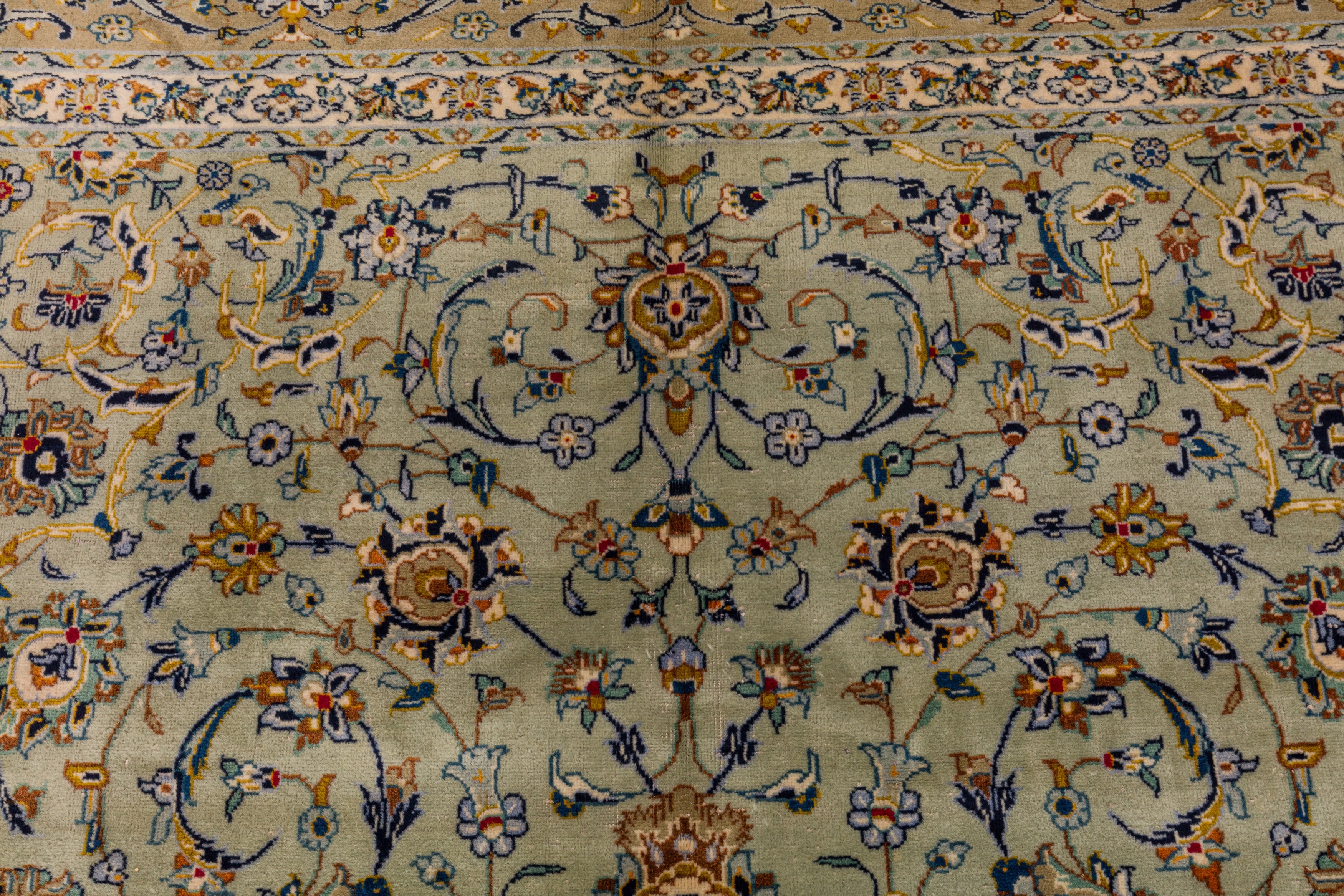 A FINE KASHAN CARPET, CENTRAL PERSIA - Image 3 of 9