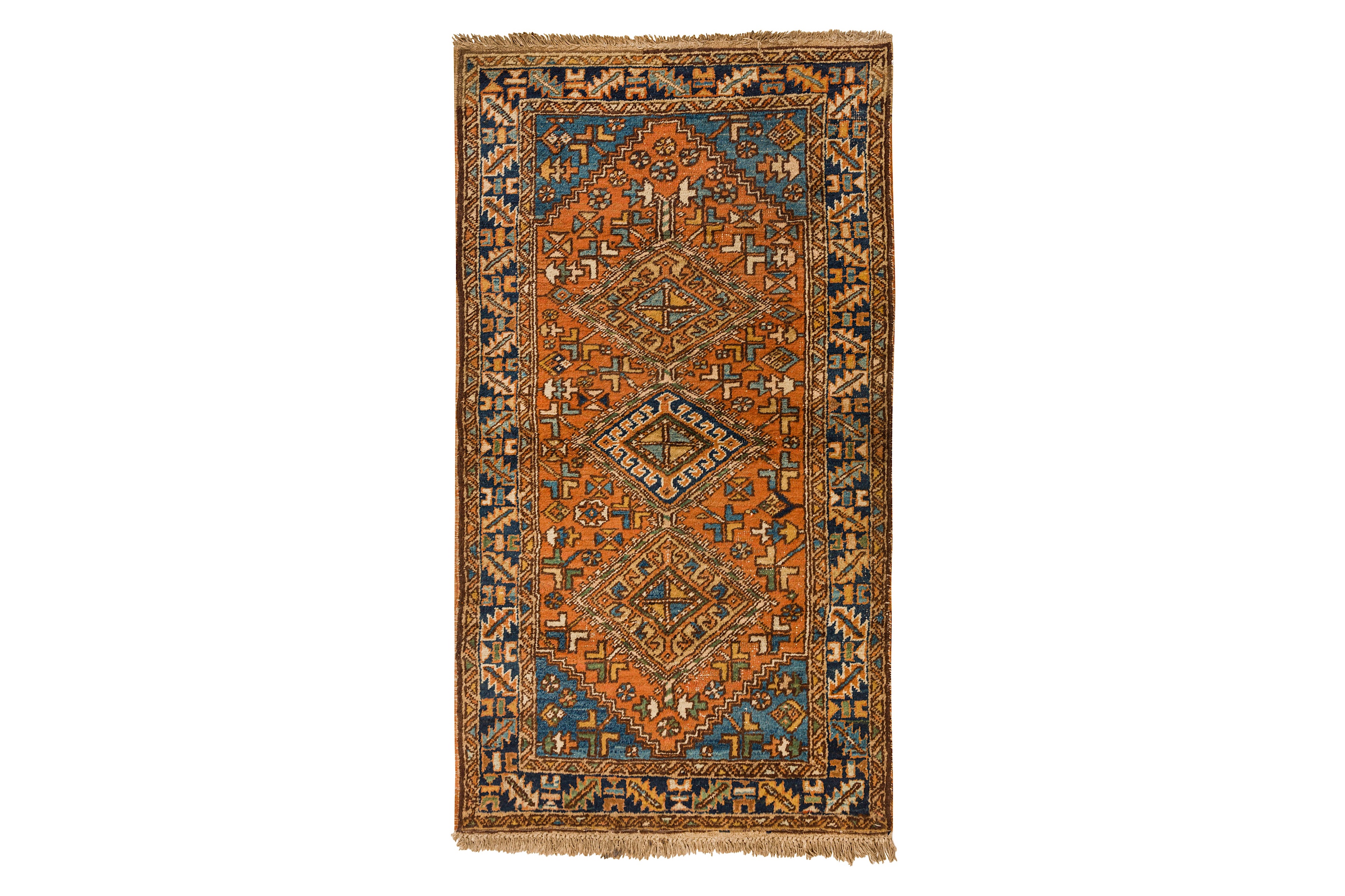 AN ANTIQUE HERIZ RUG, NORTH-WEST PERSIA