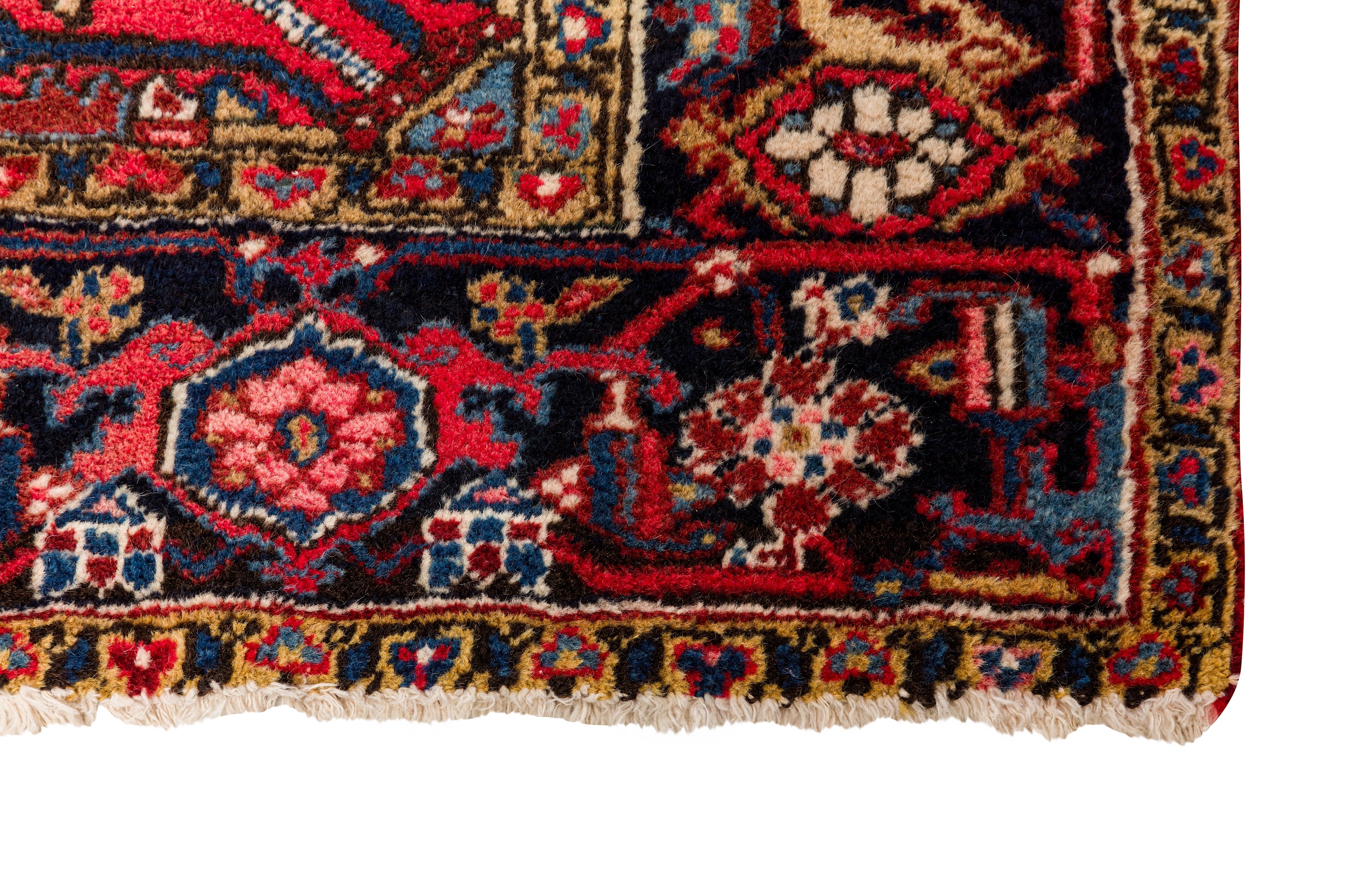 A FINE HERIZ CARPET, NORTH-WEST PERSIA - Image 7 of 8