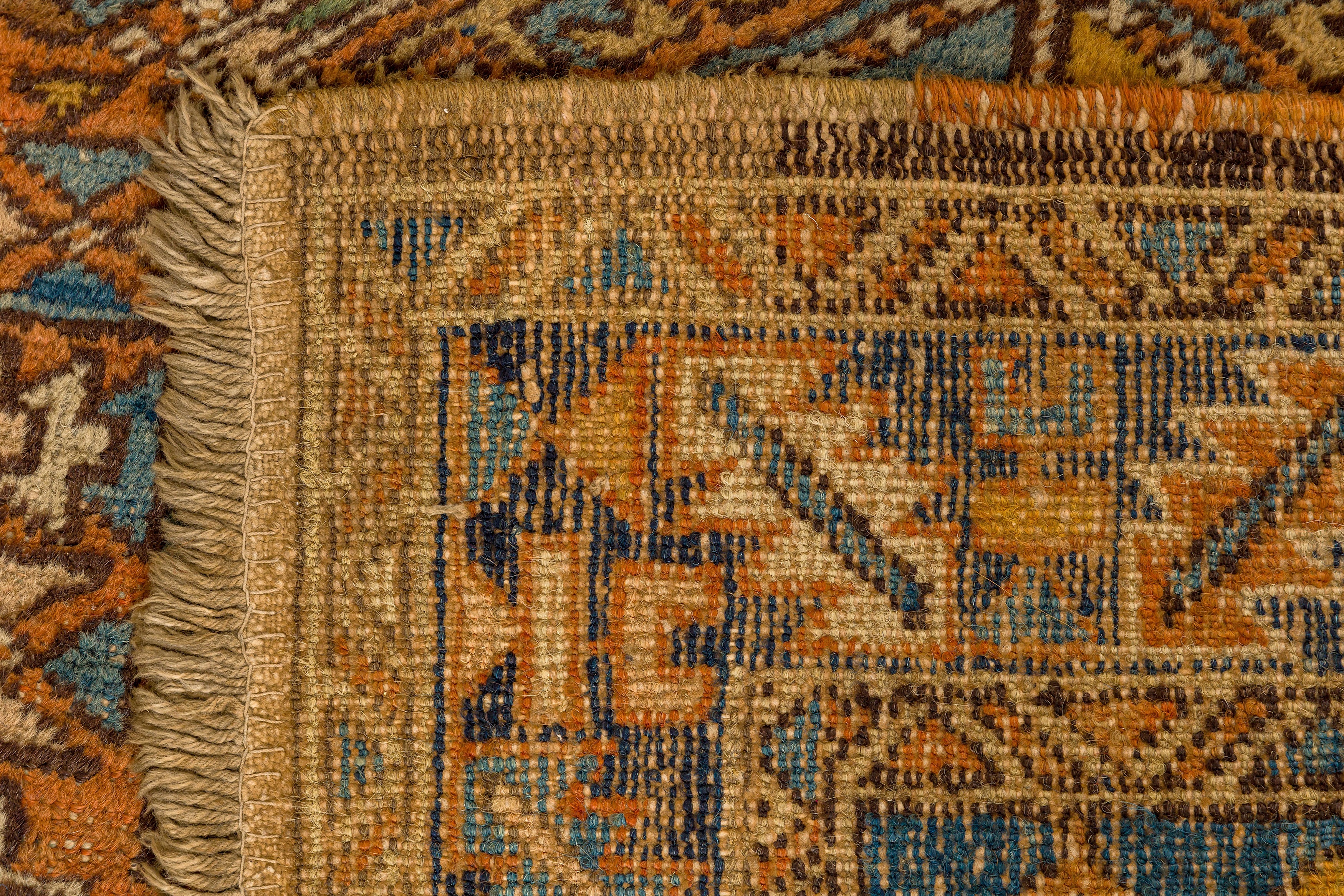 AN ANTIQUE HERIZ RUG, NORTH-WEST PERSIA - Image 8 of 8