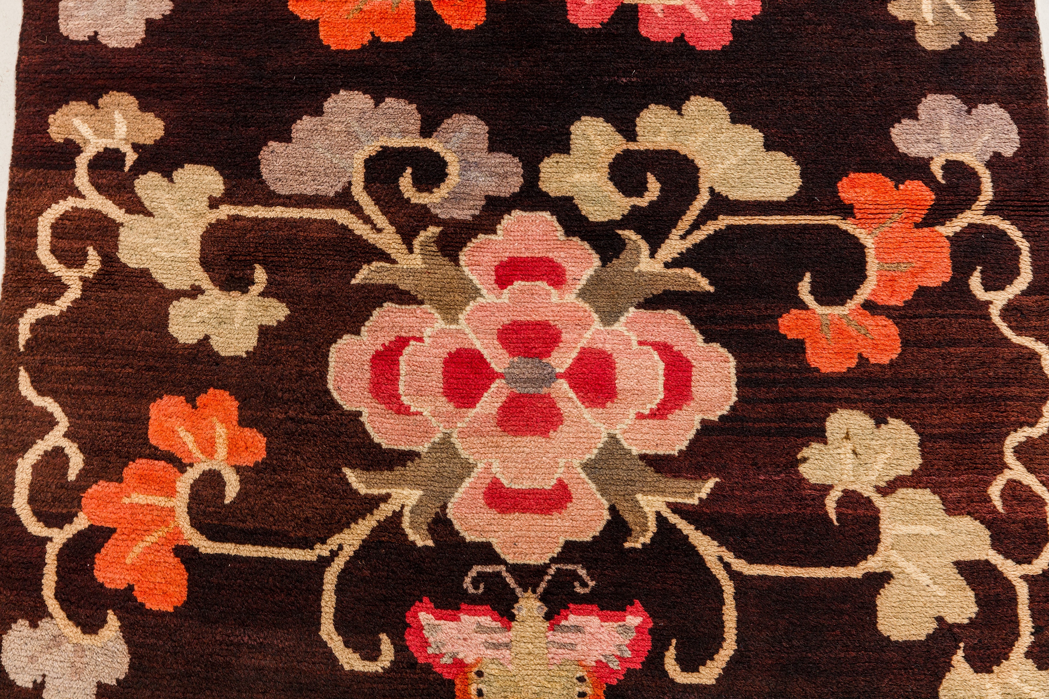 A FINE TIBETAN RUG - Image 5 of 8