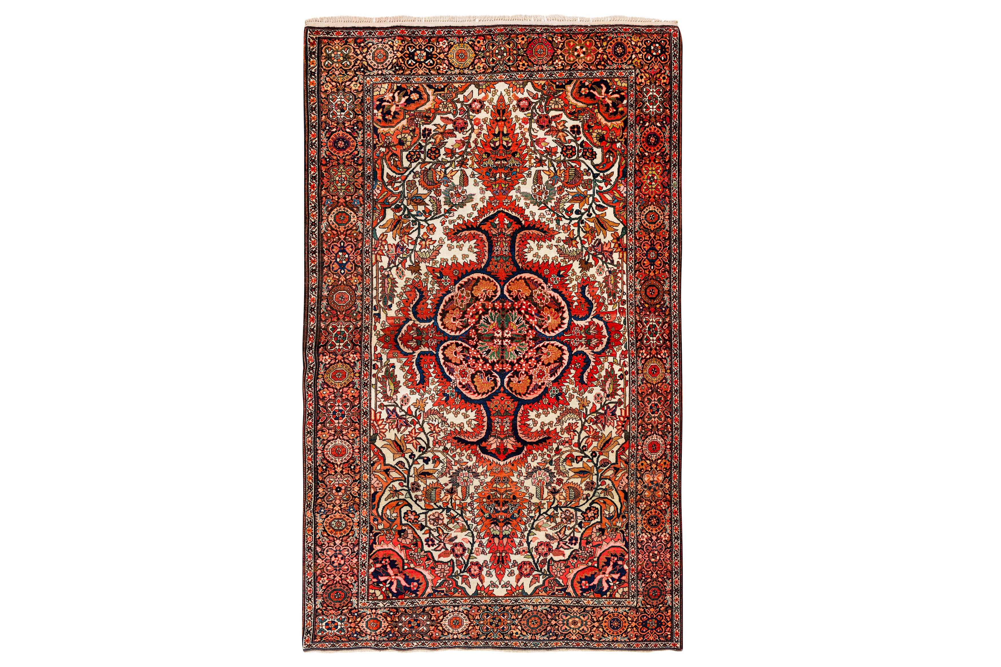 A FINE ANTIQUE SAROUK RUG, WEST PERSIA