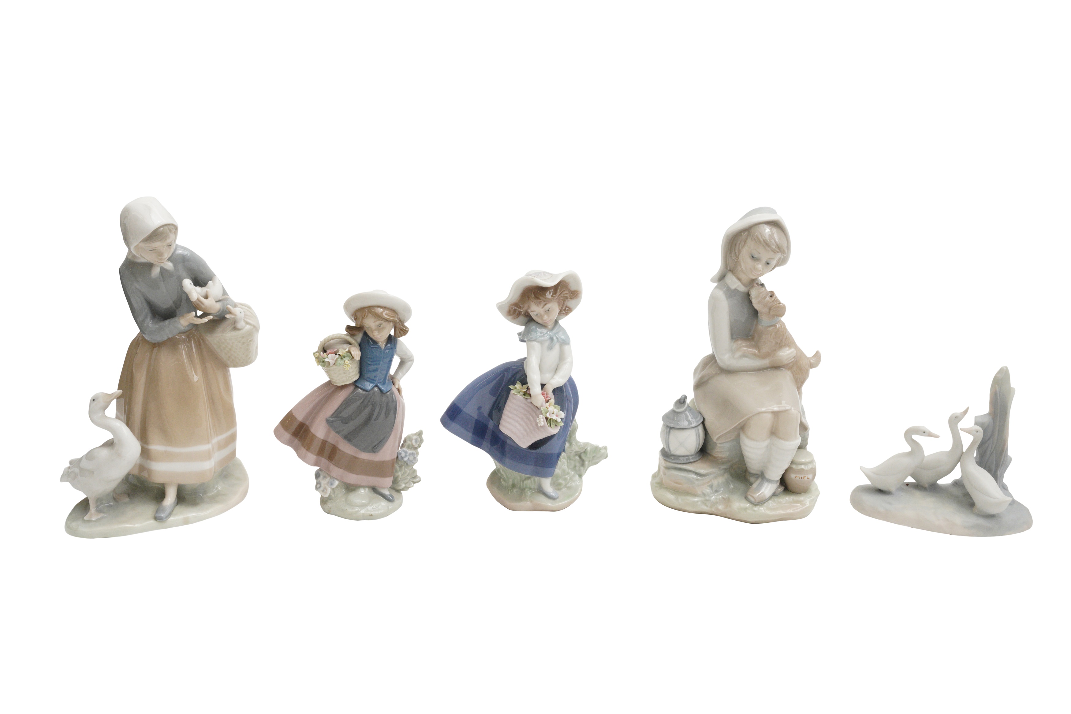 A GROUP OF EIGHT LLADRO FIGURES AND ONE NAO FIGURE - Image 2 of 6