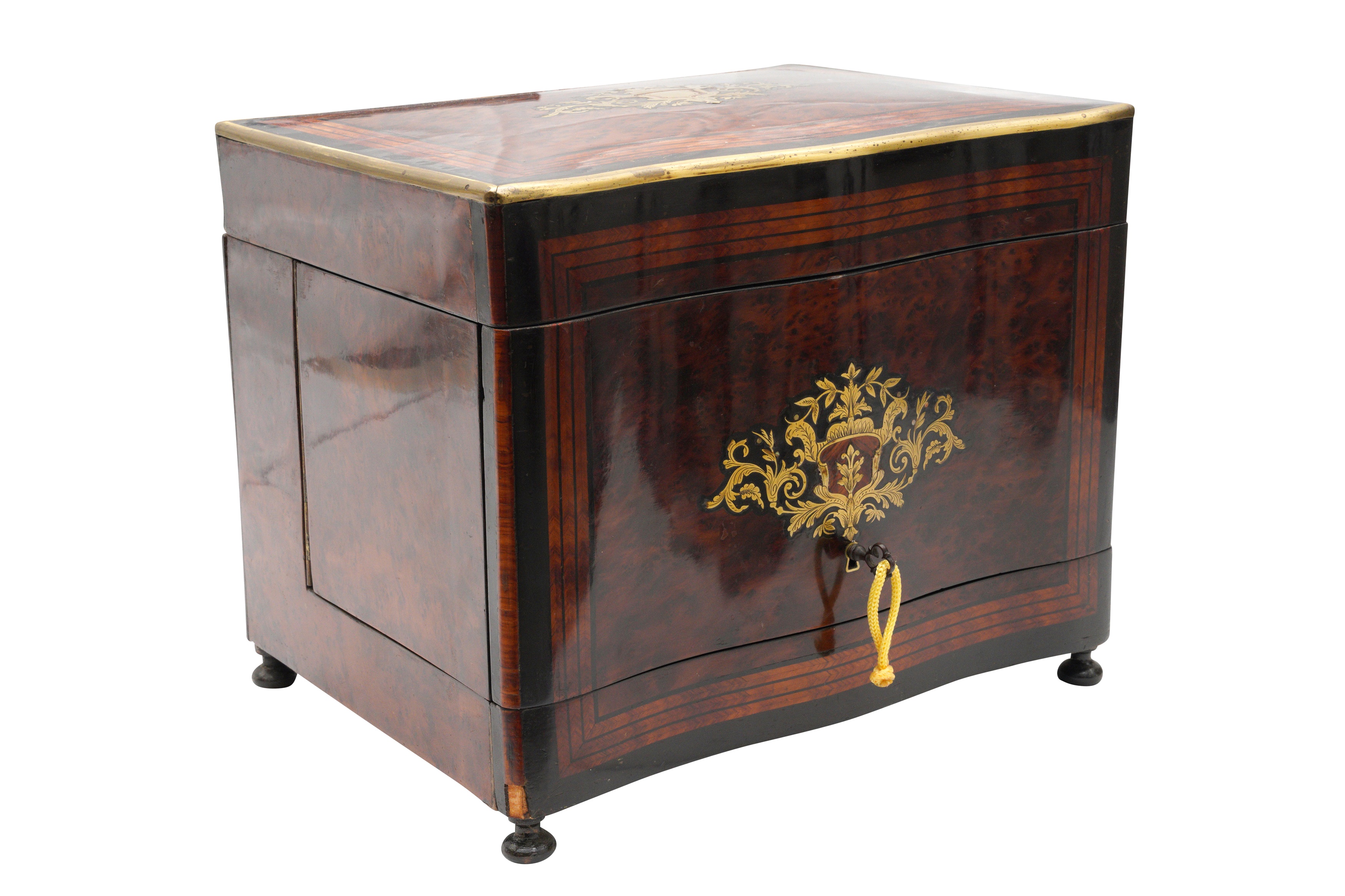 A 19TH CENTURY FRENCH INLAID AMBOYNA SERPENTINE DRINKS CABINET - Image 3 of 3