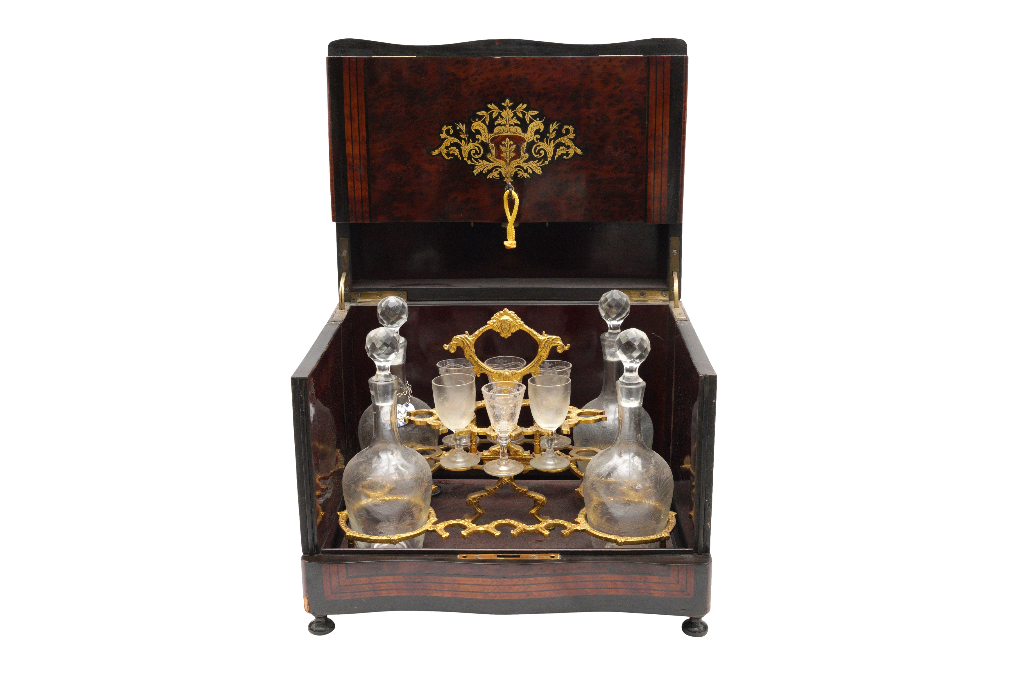 A 19TH CENTURY FRENCH INLAID AMBOYNA SERPENTINE DRINKS CABINET - Image 2 of 3