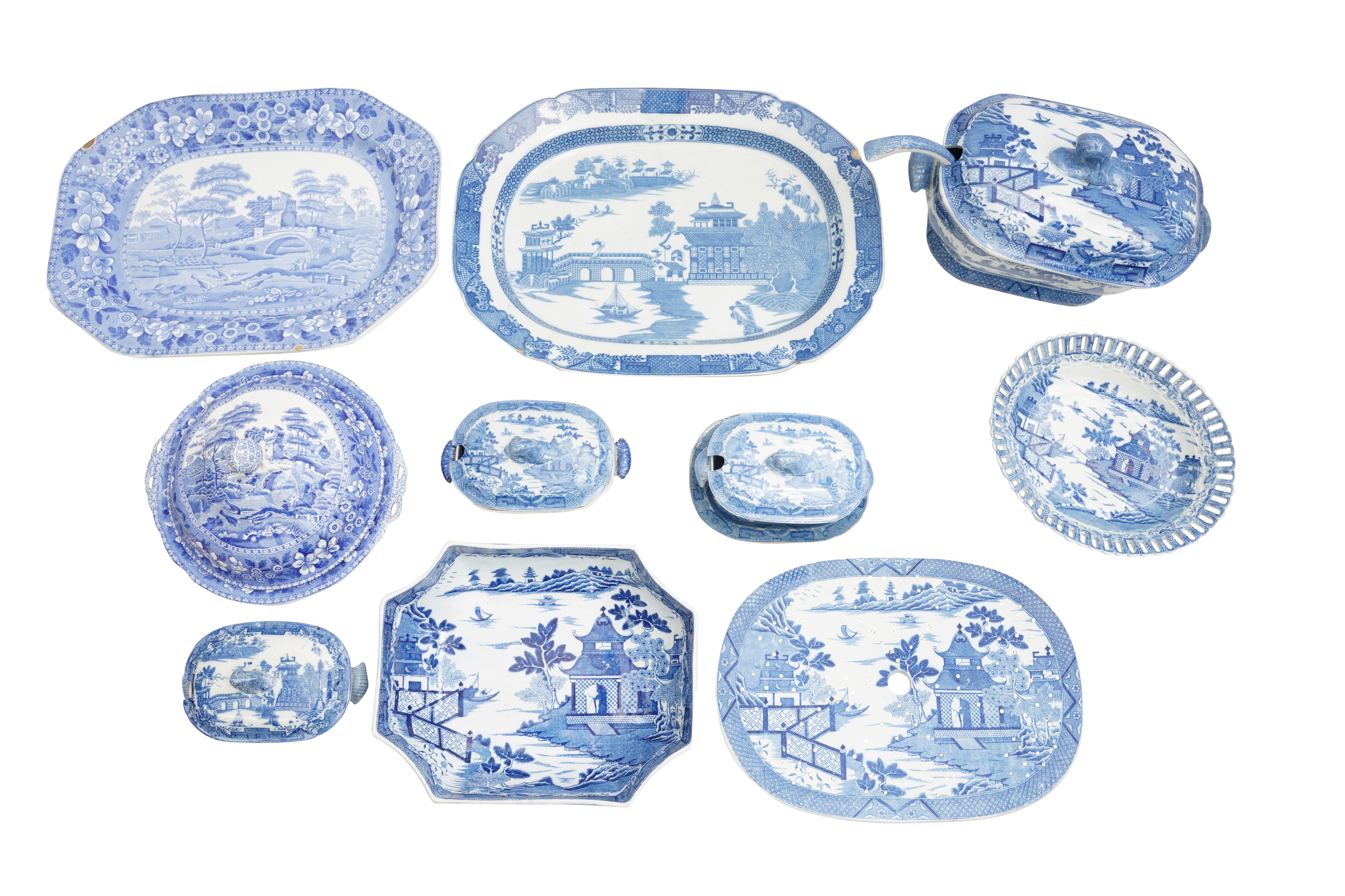 A LARGE COLLECTION OF 19TH CENTURY TRANSFER PRINTED BLUE AND WHITE TABLEWARE - Image 2 of 4
