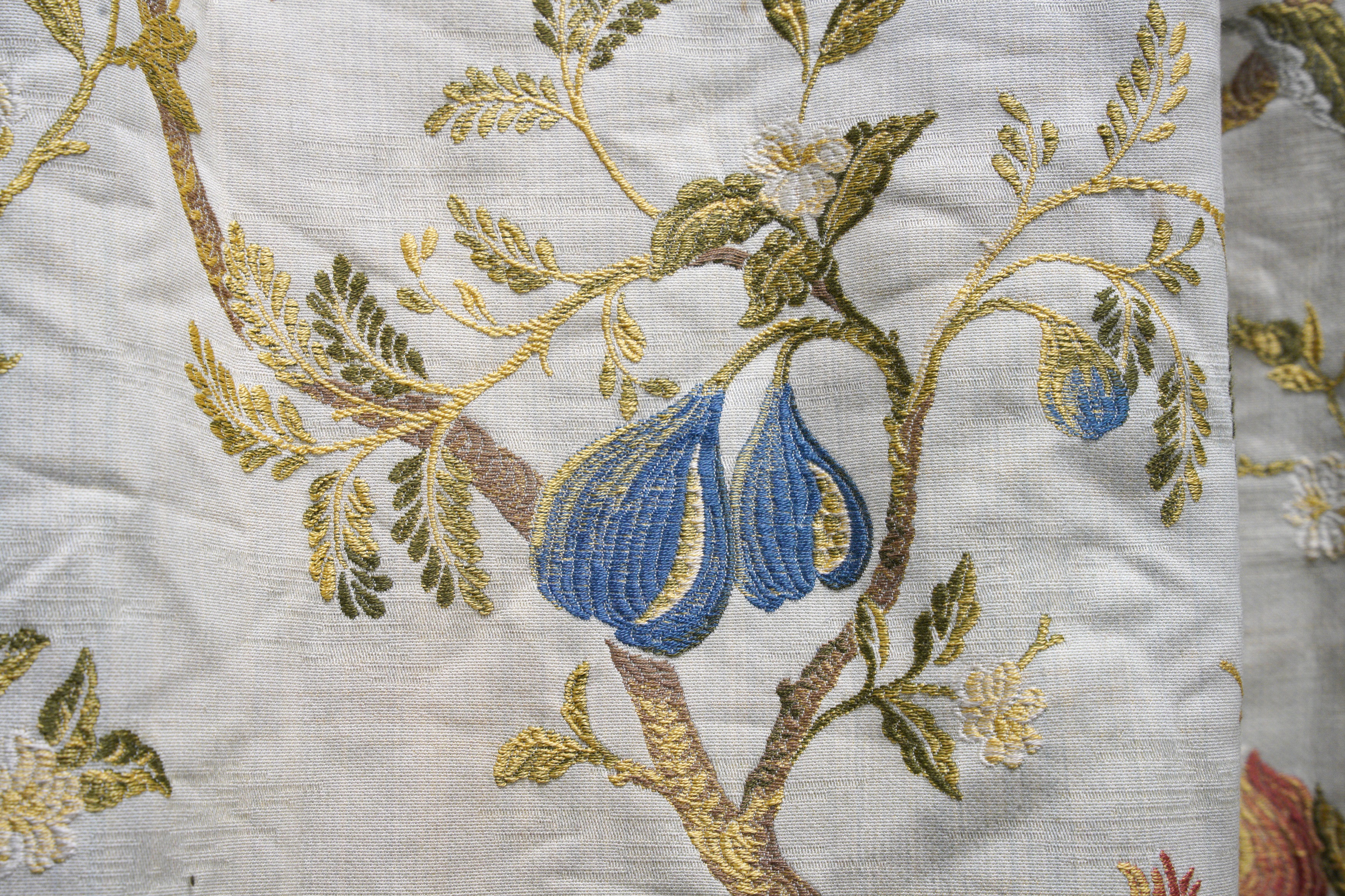 TWO SILK EMBROIDERED CURTAINS OF DIFFERING SIZES - Image 3 of 21