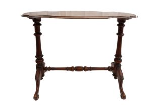 A VICTORIAN WALNUT OCCASIONAL TABLE