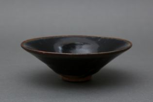 A CHINESE JIAN BLACK-GLAZED CONICAL BOWL 宋 黑鮋斗笠盌