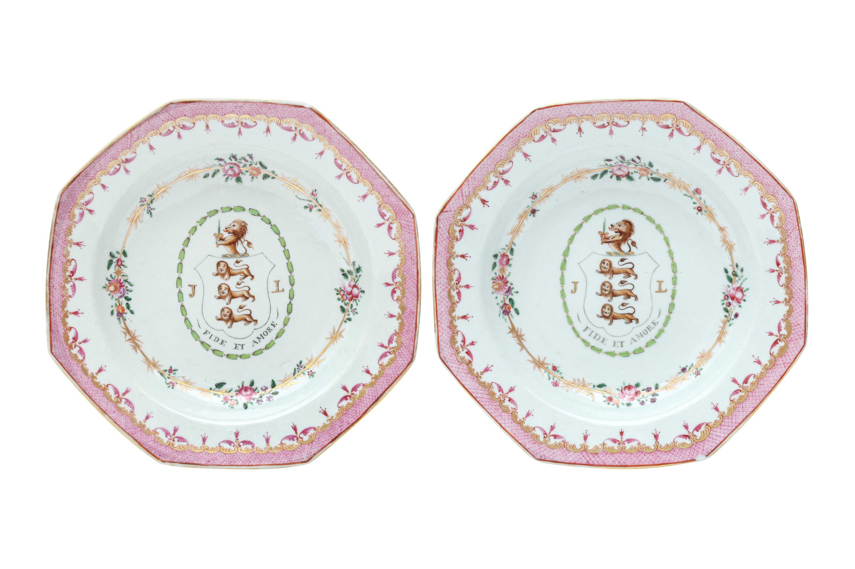 A PAIR OF CHINESE EXPORT FAMILLE ROSE ARMORIAL 'LUDLOW OF SHROPSHIRE' OCTAGONAL PORCELAIN DISHES 清乾隆