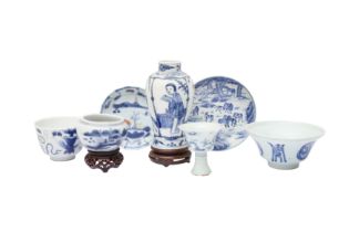 A GROUP OF CHINESE BLUE AND WHITE PORCELAIN 清十八至十九世紀 青花瓷器一組