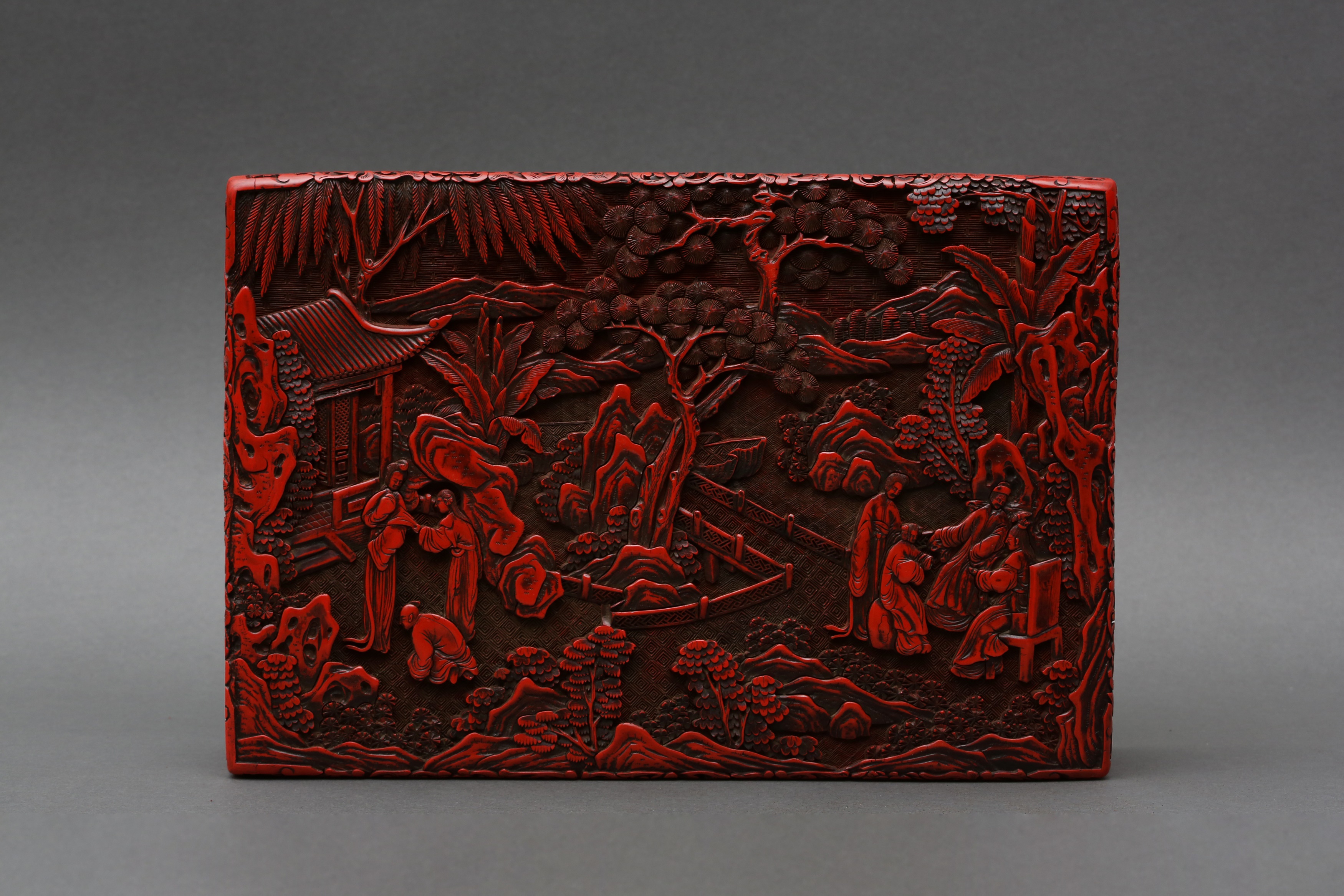 A LARGE AND FINE CHINESE CINNABAR LACQUER 'FIGURAL' BOX AND COVER 早十九世紀 剔紅人物故事圖紋方蓋盒 - Image 2 of 54