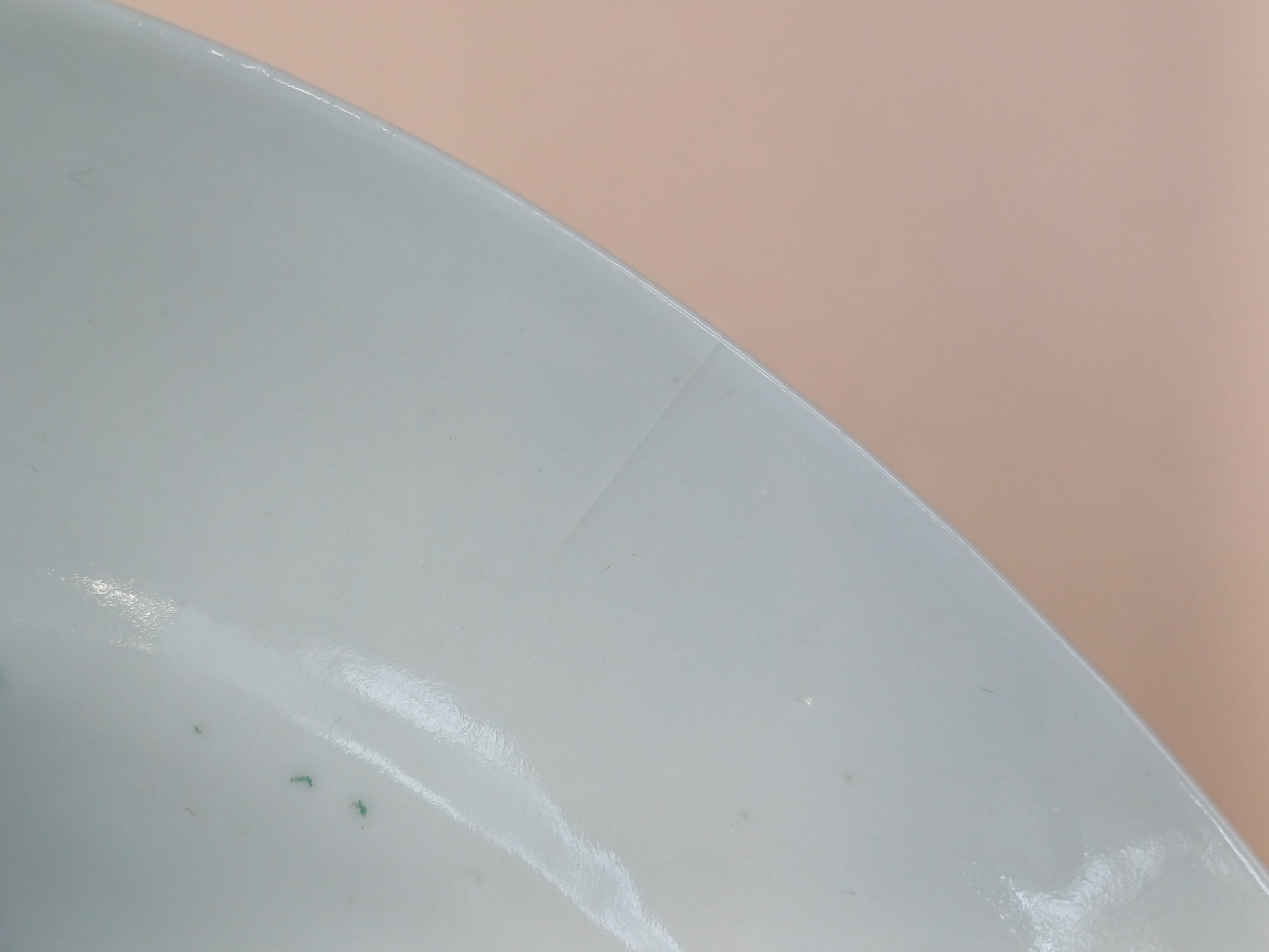 A CHINESE BLUE AND WHITE 'ANTIQUES' OGEE BOWL 清光緒 青花博古圖紋折腰碗 《大清光緒年製》款 - Image 9 of 9
