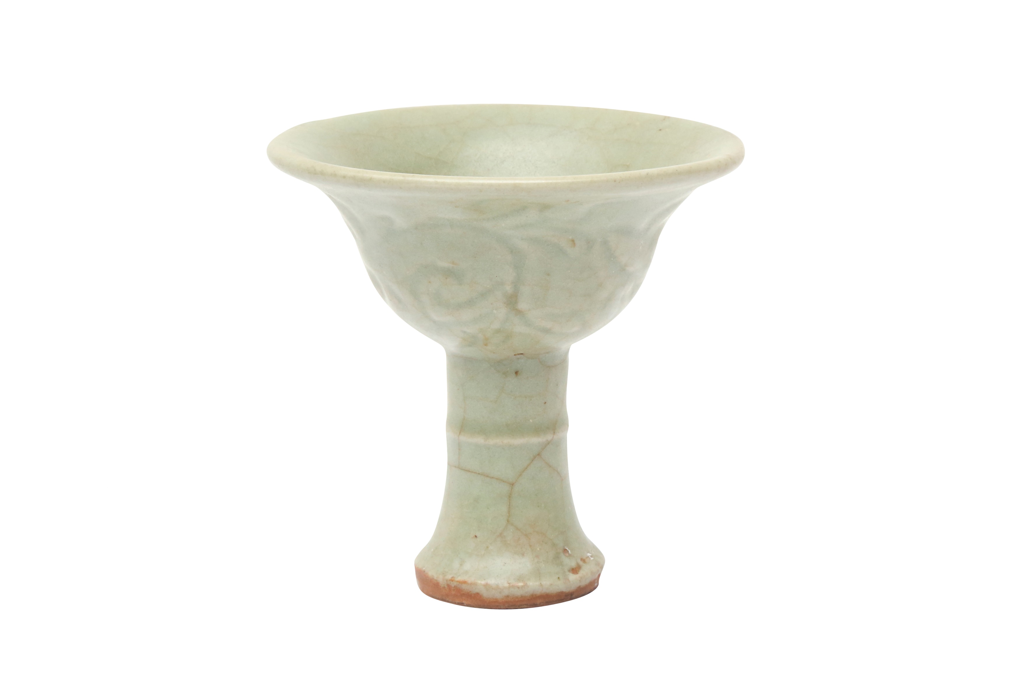 A CHINESE LONGQUAN CELADON-GLAZED STEM CUP 明 龍泉窯青釉高足盃