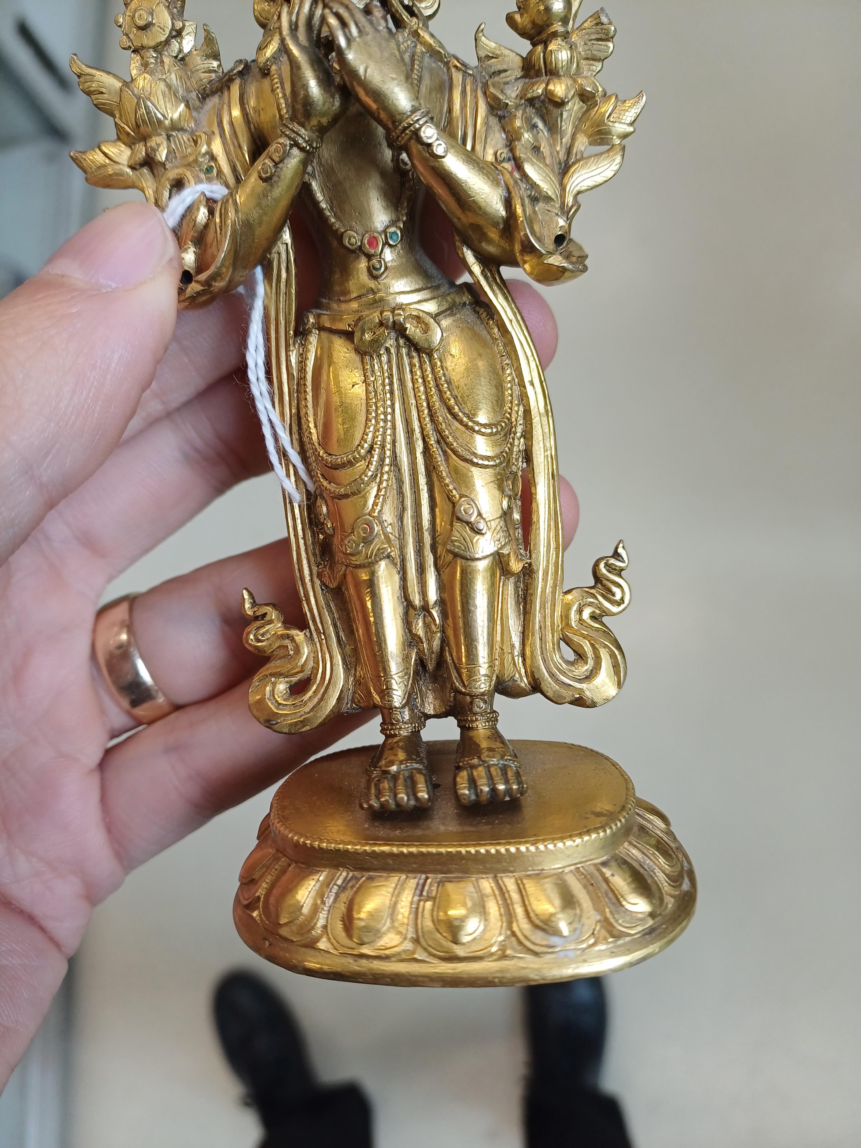 A SINO-TIBETAN GILT-BRONZE FIGURE OF MAITREYA 約十八世紀 彌勒佛立像 - Image 10 of 10