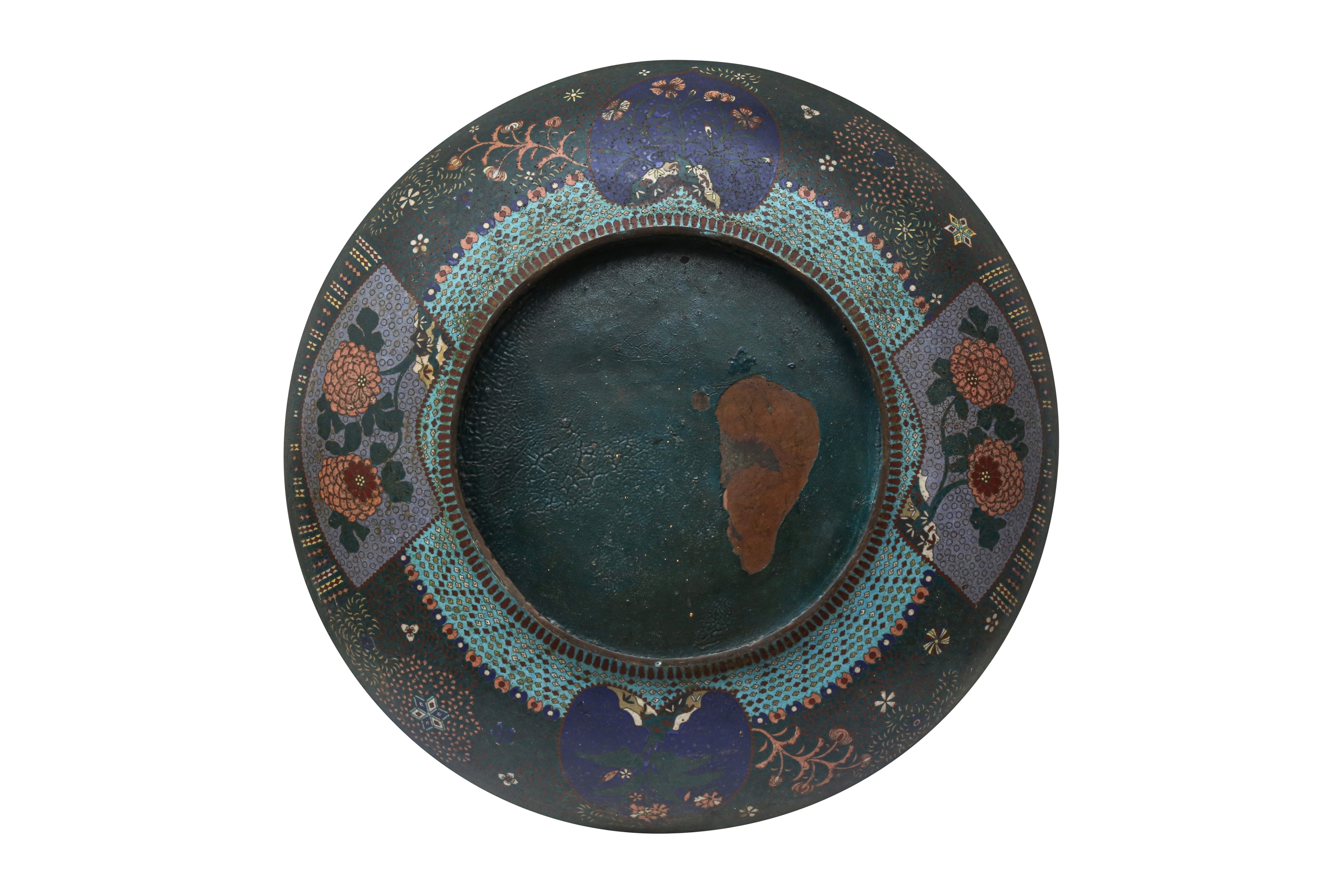 A LARGE JAPANESE CLOISONNE ENAMEL 'DRAGON' CHARGER IN STYLE OF KAJI SATARO - Image 2 of 2