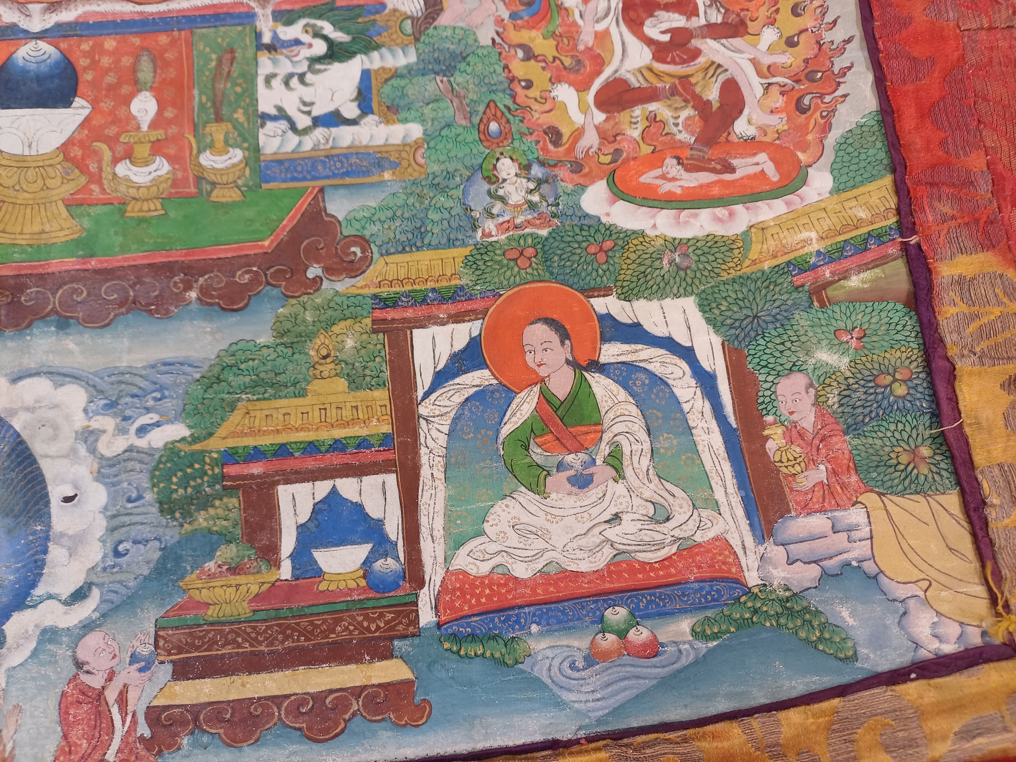 A FINE TIBETAN PAINTED THANGKA OF A SIDDHA 十八世紀 藏傳悉達唐卡 - Image 9 of 23