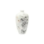 A CHINESE EGGSHELL PORCELAIN 'BAMBOO' VASE 二十世紀 粉彩繪竹禽圖蛋殼瓷瓶 《景德鎮製》款