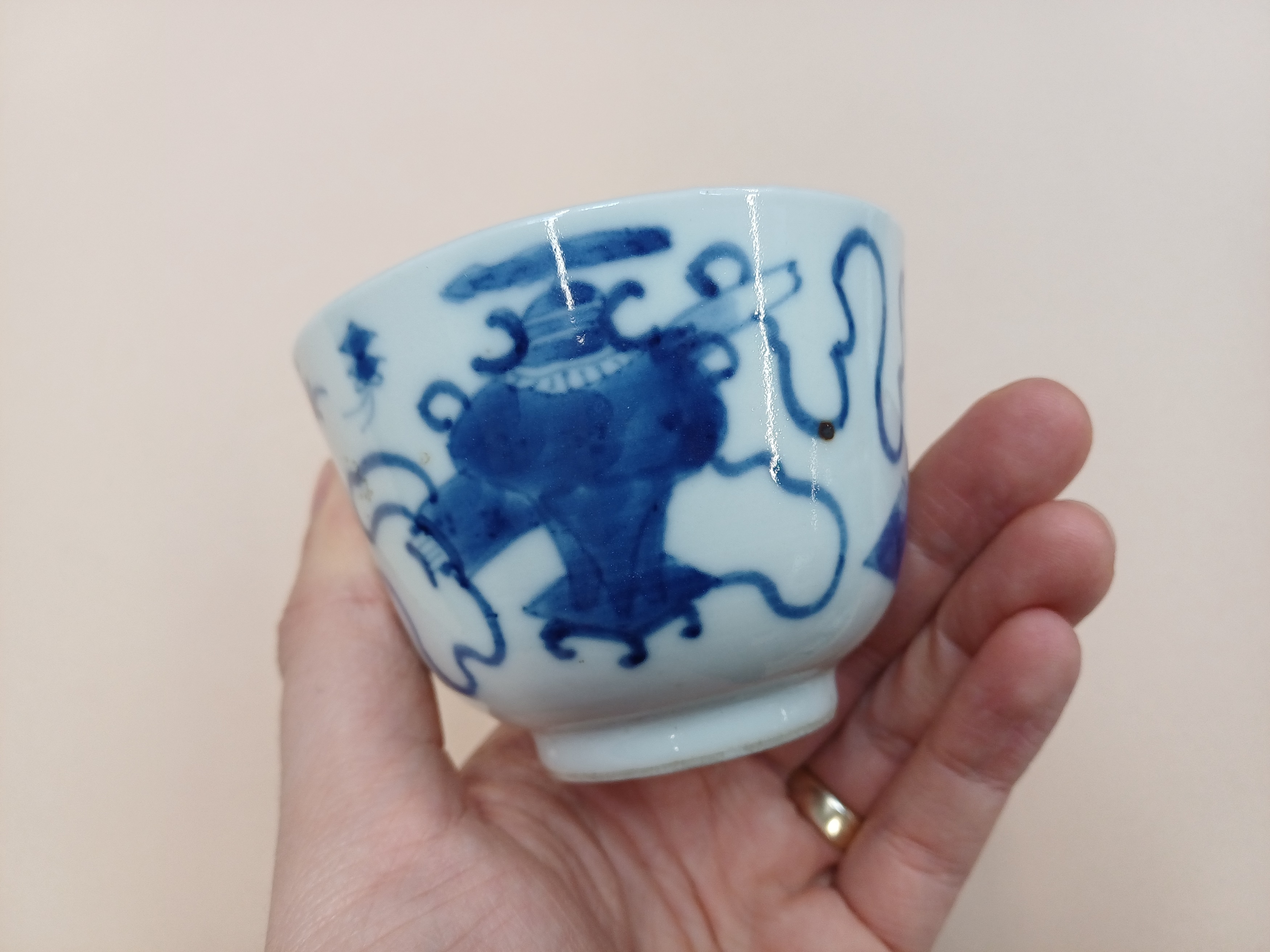 A GROUP OF CHINESE BLUE AND WHITE PORCELAIN 清十八至十九世紀 青花瓷器一組 - Image 14 of 34