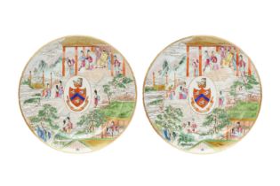 A SET OF TWO CHINESE EXPORT ARMORIAL DISHES, BEARING THE ARMS OF WIGHT OR BRADLEY 嘉慶 十九世紀 外銷彩繪威特或布萊德