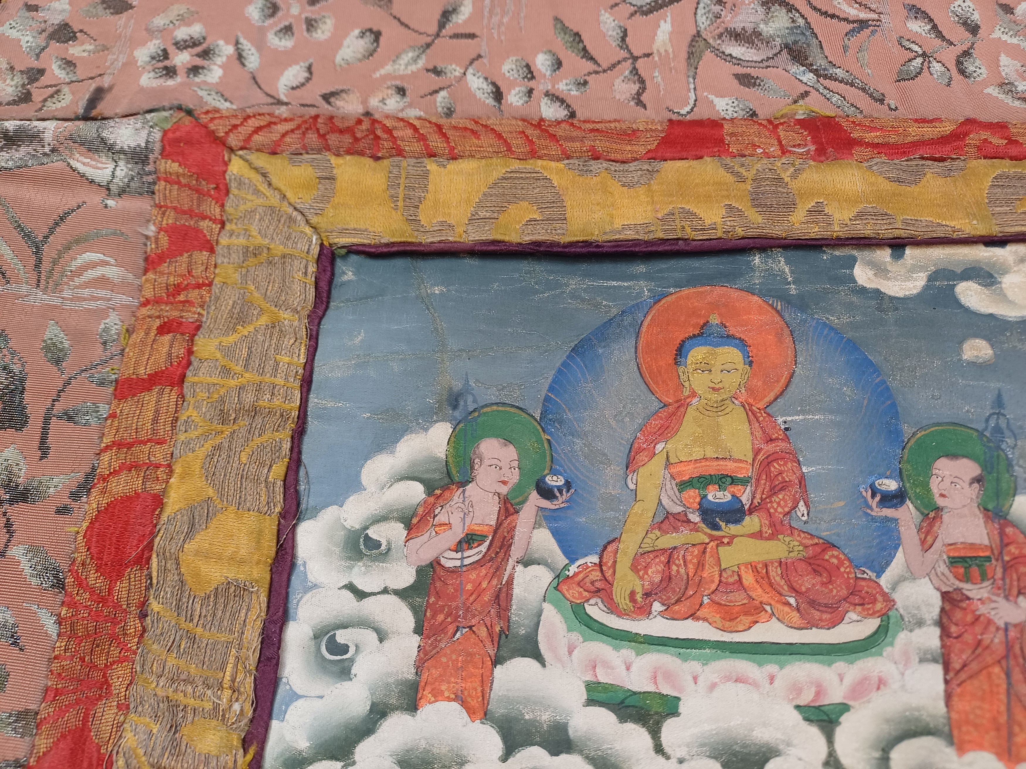 A FINE TIBETAN PAINTED THANGKA OF A SIDDHA 十八世紀 藏傳悉達唐卡 - Image 13 of 23