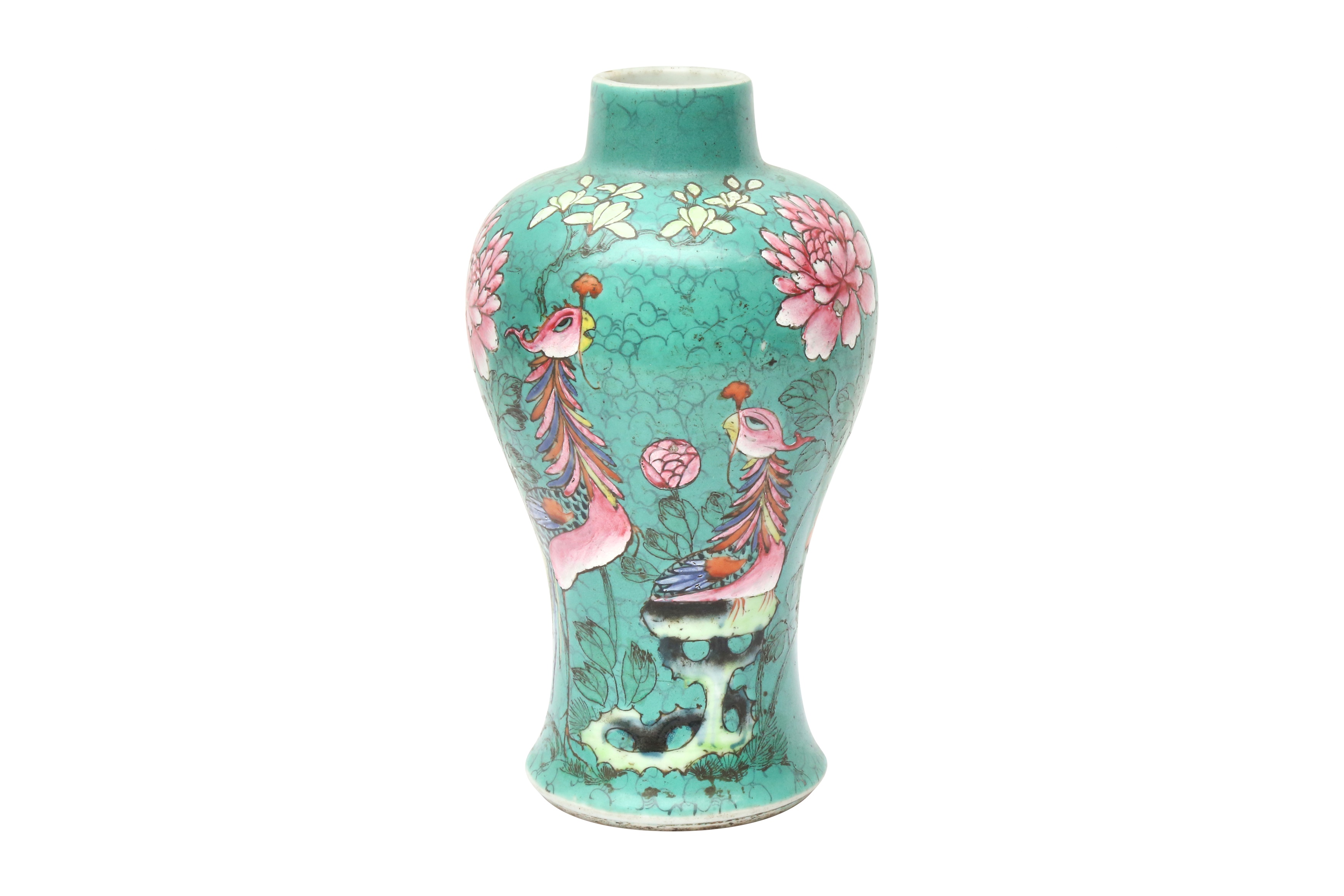 A CHINESE FAMILLE-ROSE 'PHOENIX' VASE FOR THE STRAITS OR PERANAKAN MARKET 清十八世紀 粉彩松石綠地穿花鳳紋瓶