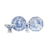 A GROUP OF CHINESE BLUE AND WHITE PORCELAIN 十八至二十世紀 青花瓷器一組