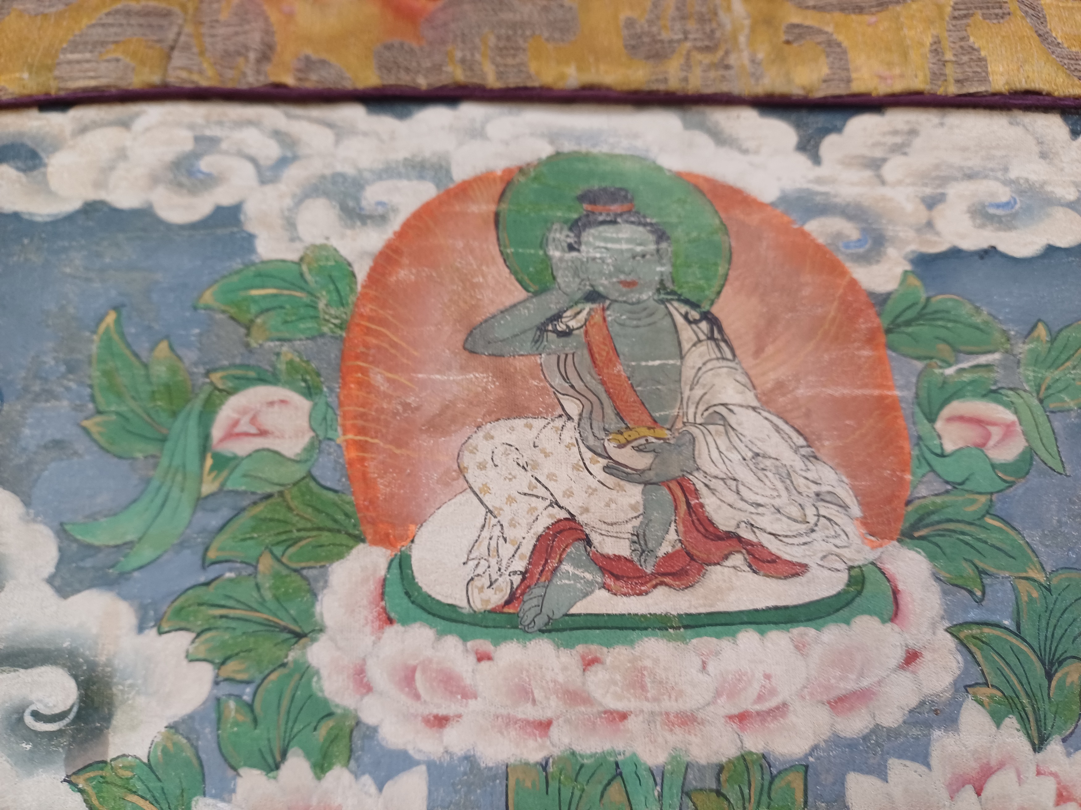A FINE TIBETAN PAINTED THANGKA OF A SIDDHA 十八世紀 藏傳悉達唐卡 - Image 14 of 23