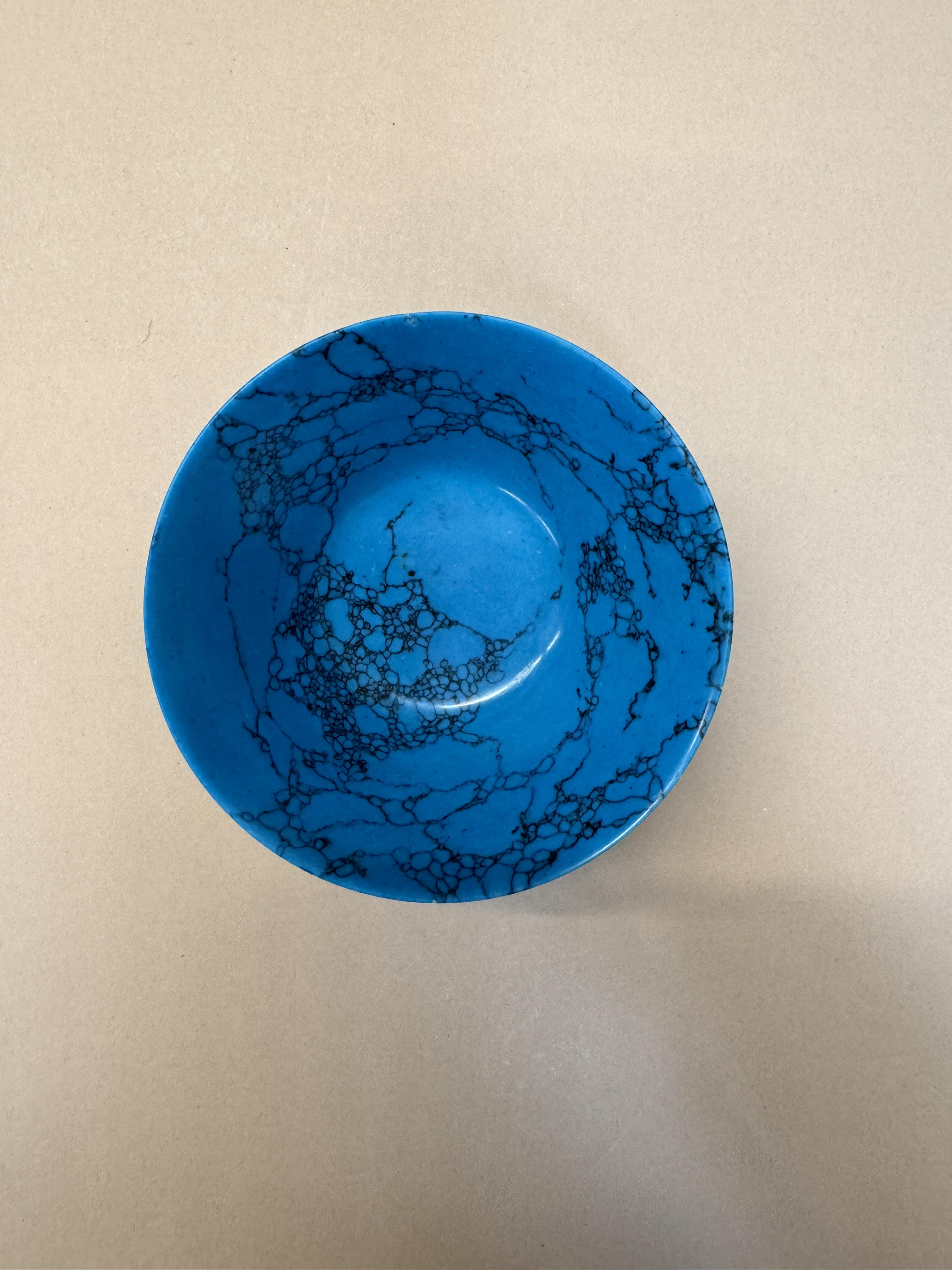 A RARE CHINESE CARVED AND TURNED SOLID TURQUOISE BOWL 清 綠松石盌 - Image 8 of 14