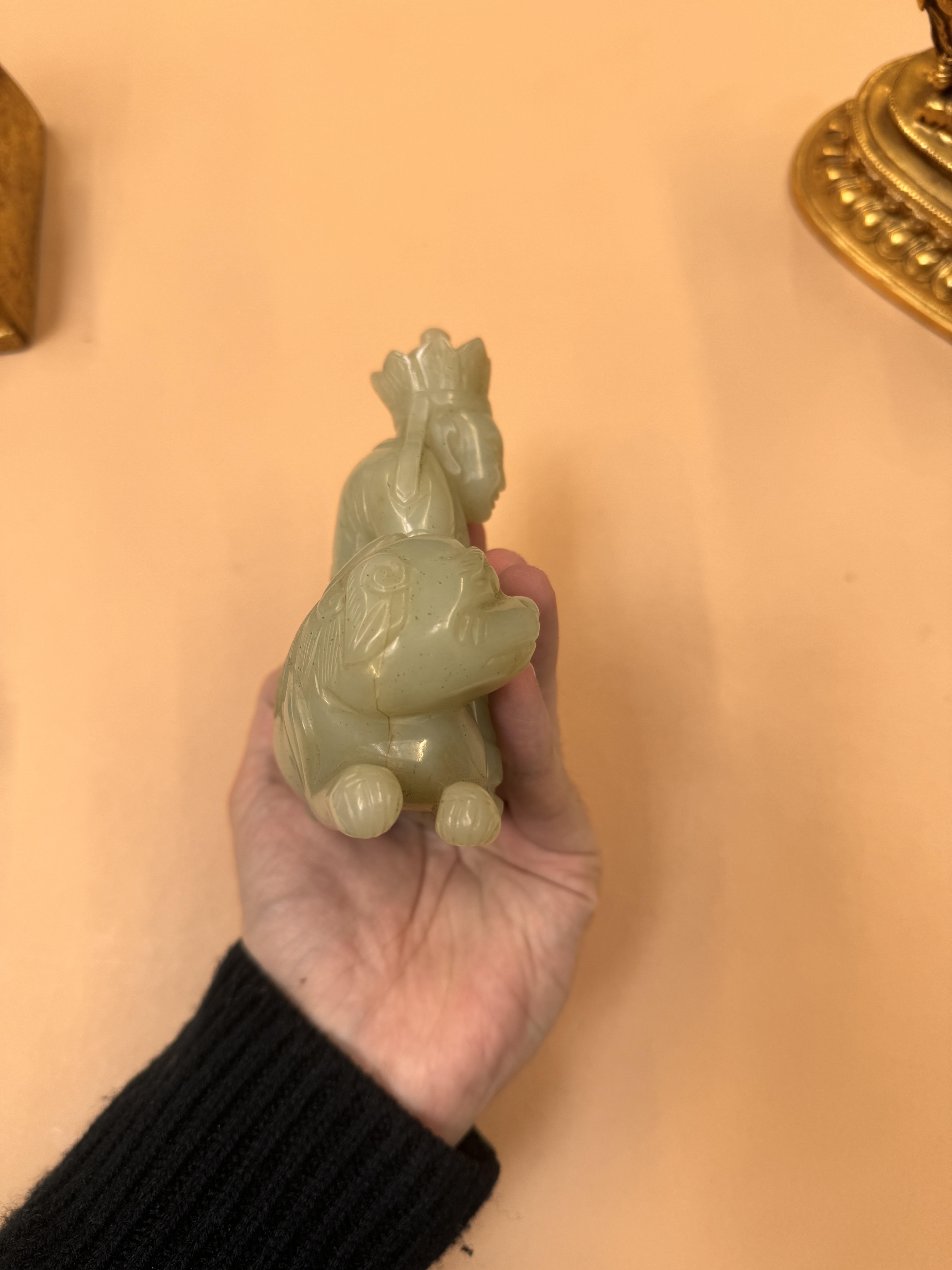 A CHINESE CELADON JADE CARVING OF BUDDHA 清 青玉佛像 - Image 10 of 20